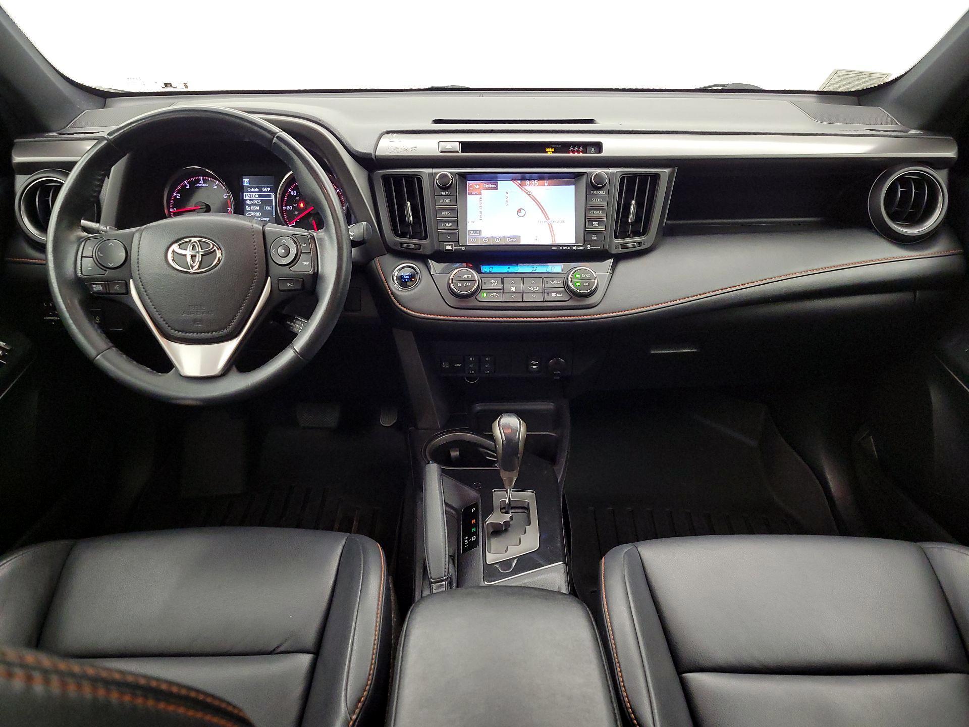 Thumbnail: 2017 Toyota RAV4 - 9