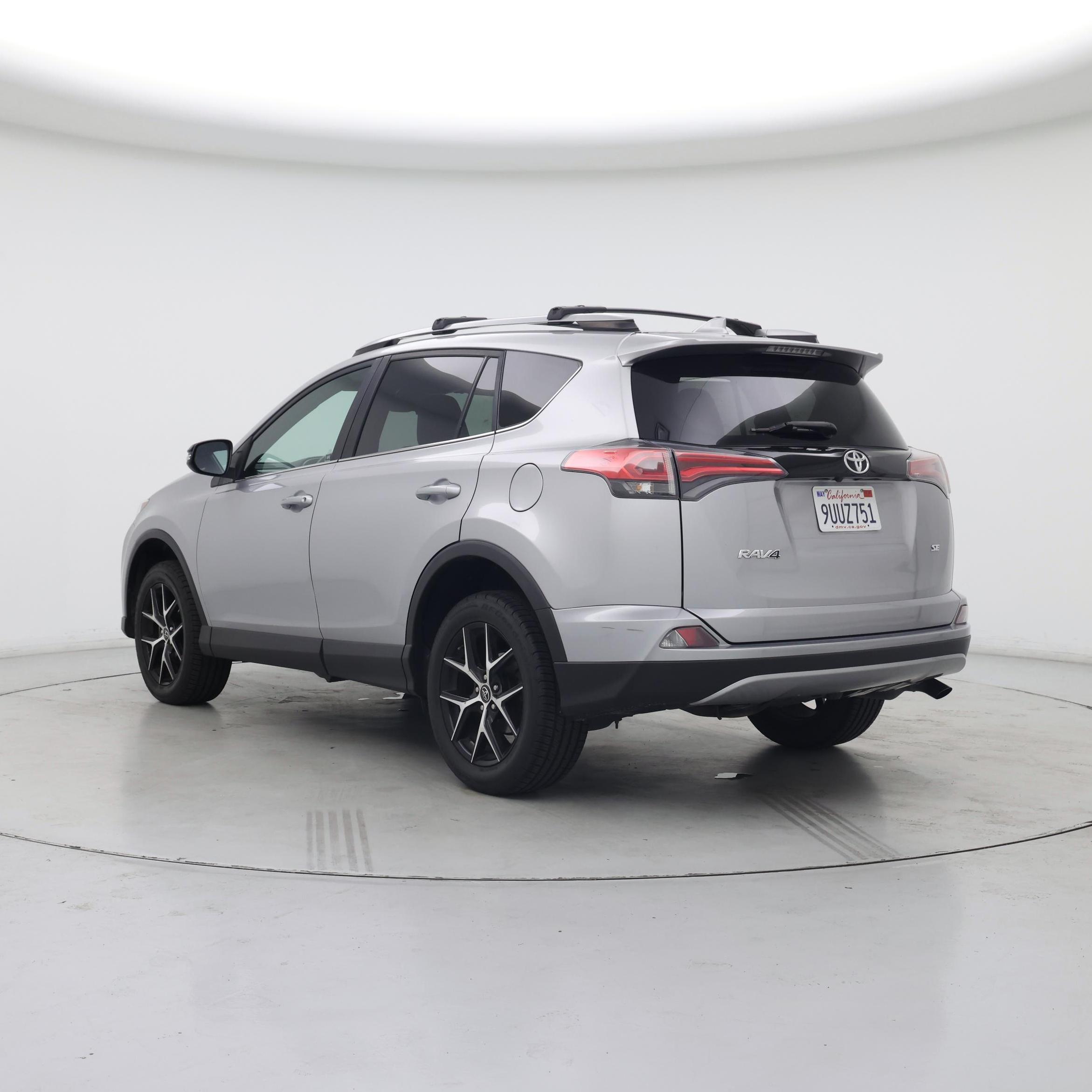 Thumbnail: 2017 Toyota RAV4 - 2