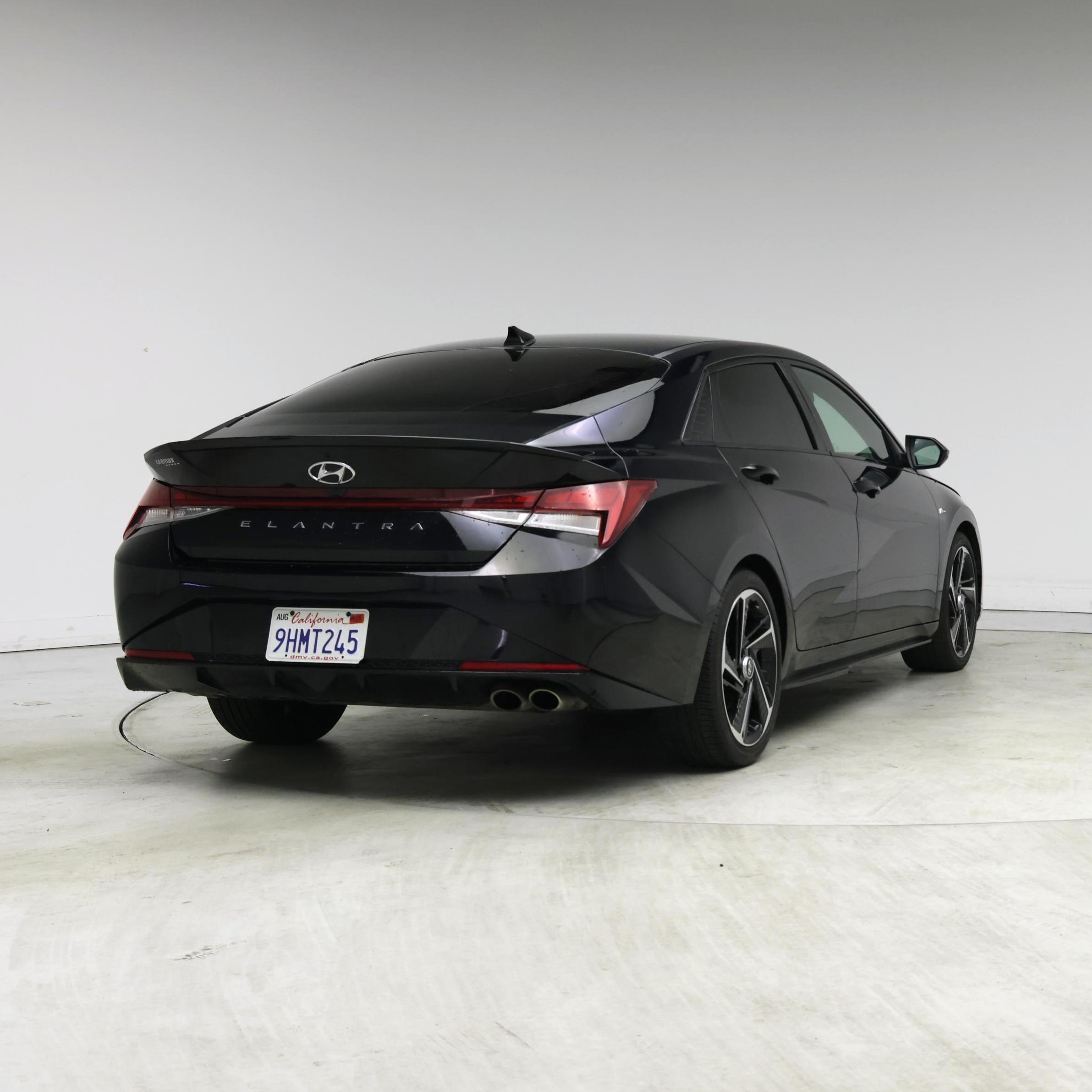 Thumbnail: 2023 Hyundai Elantra - 8