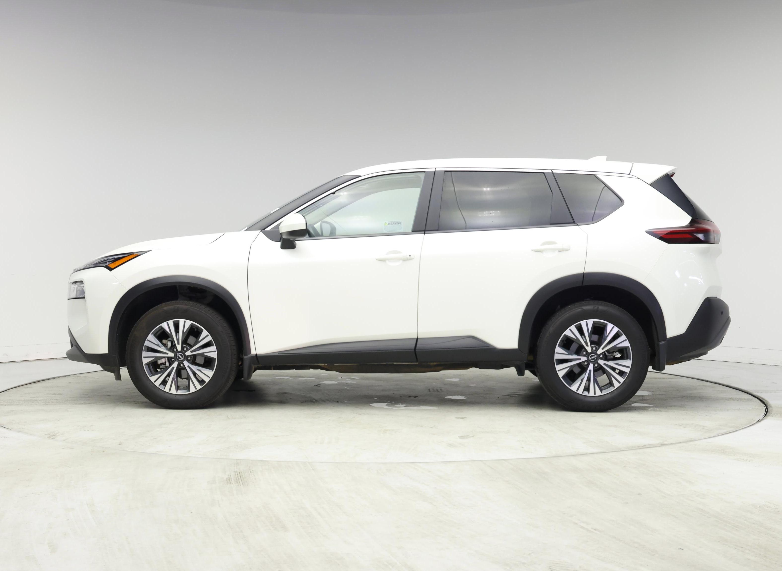 Thumbnail: 2023 Nissan Rogue - 3