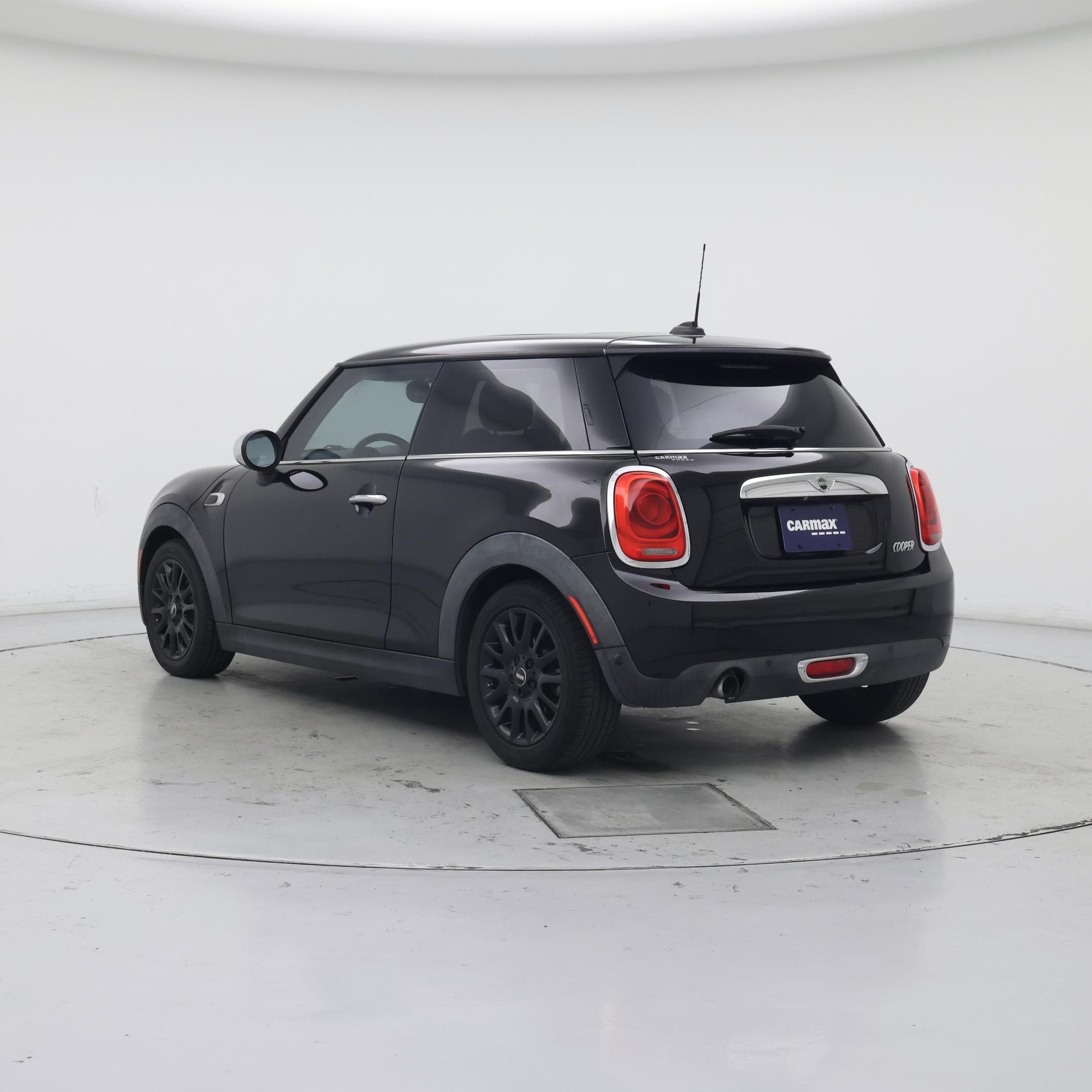 Thumbnail: 2015 MINI Cooper Hardtop - 2
