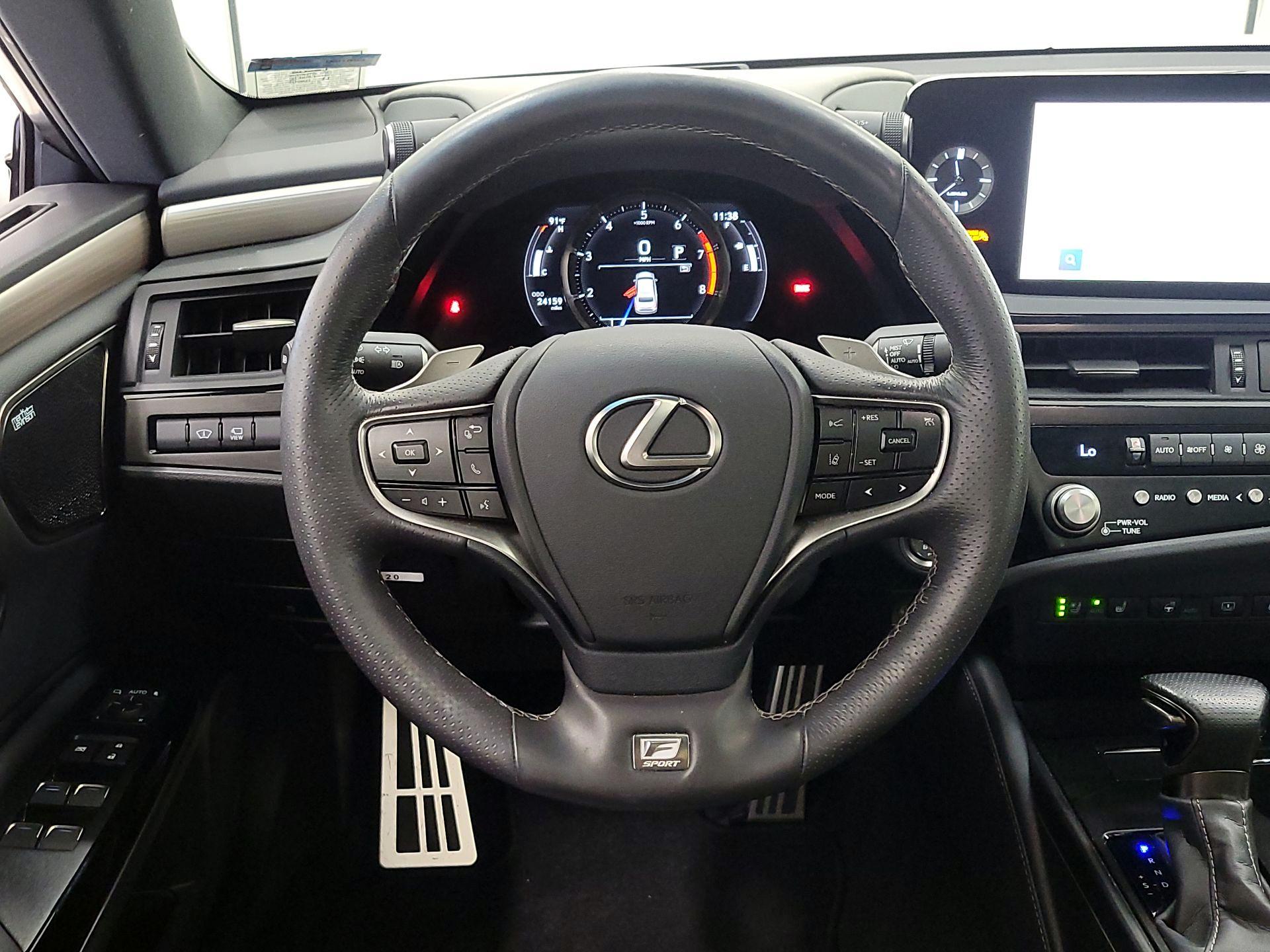 Thumbnail: 2024 Lexus ES - 10