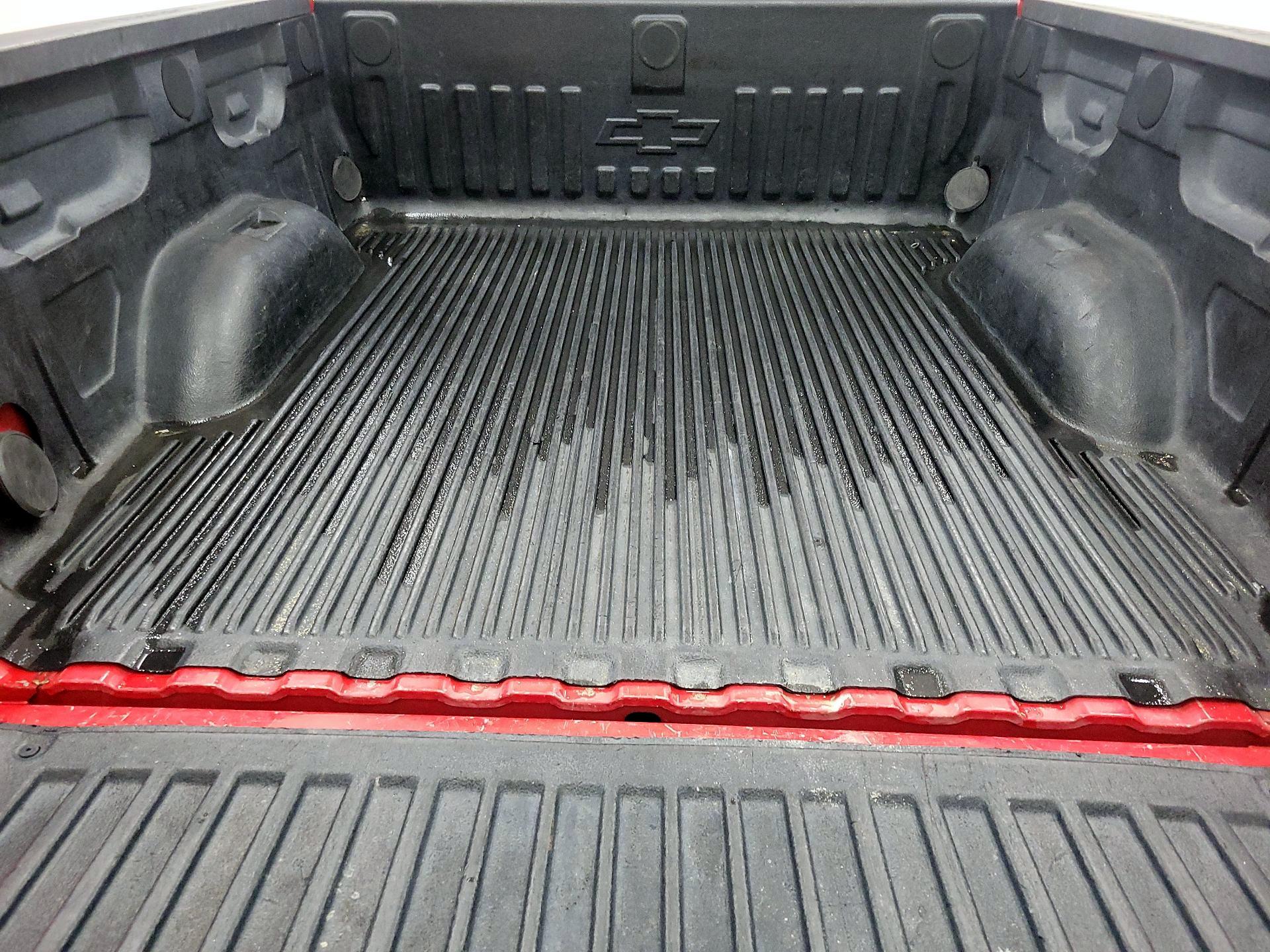 Thumbnail: 2018 Chevrolet Silverado 1500 - 20