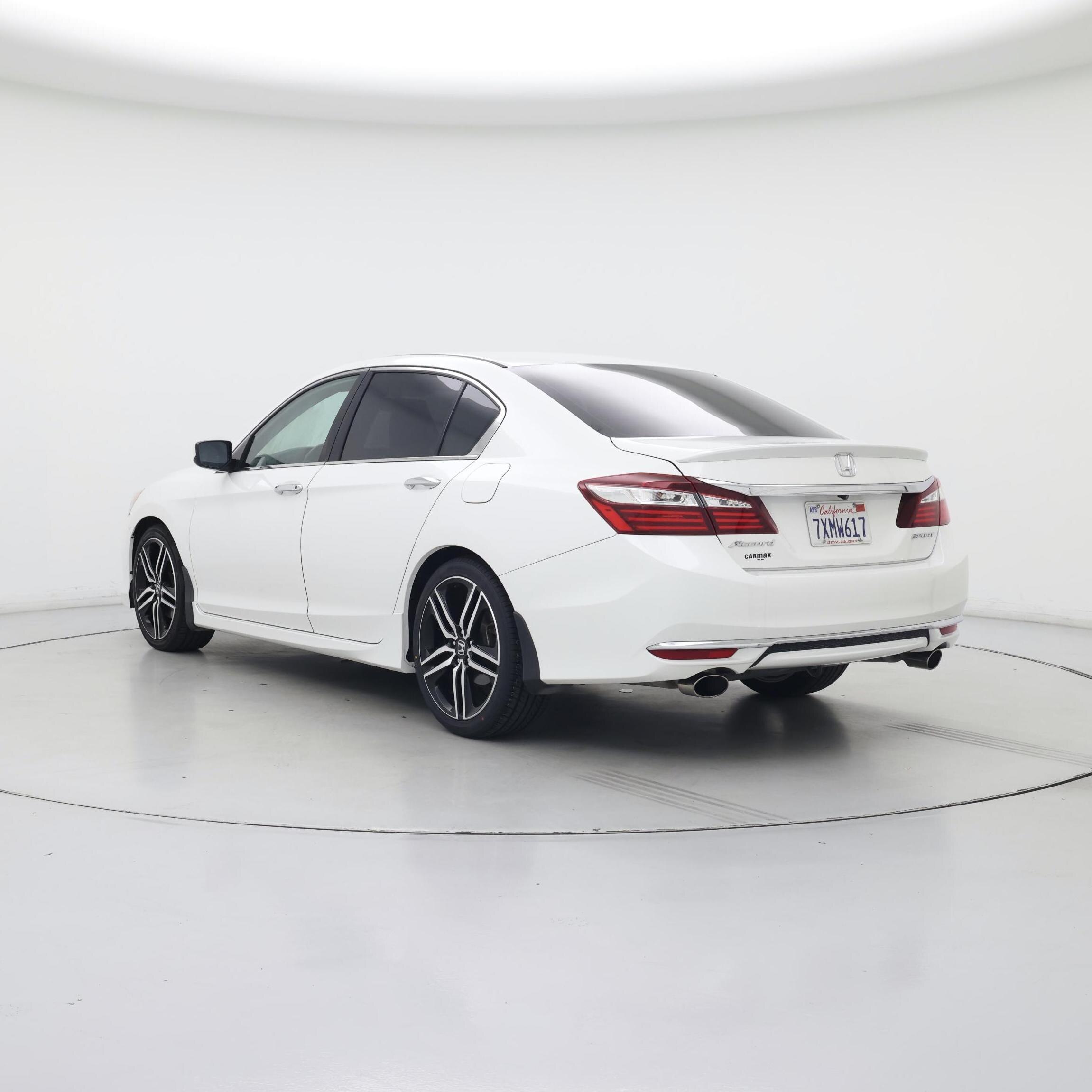 Thumbnail: 2017 Honda Accord - 2