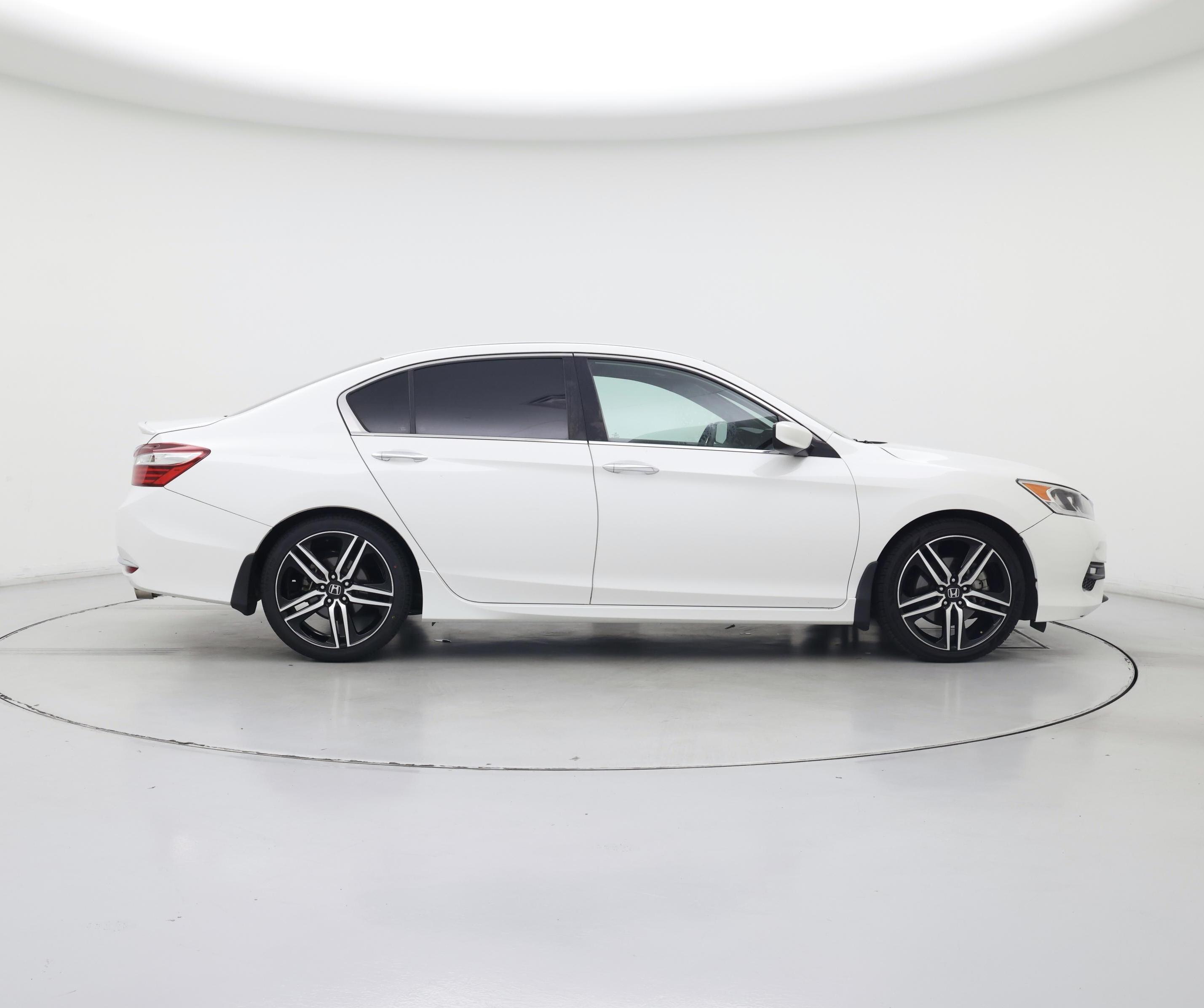 Thumbnail: 2017 Honda Accord - 7