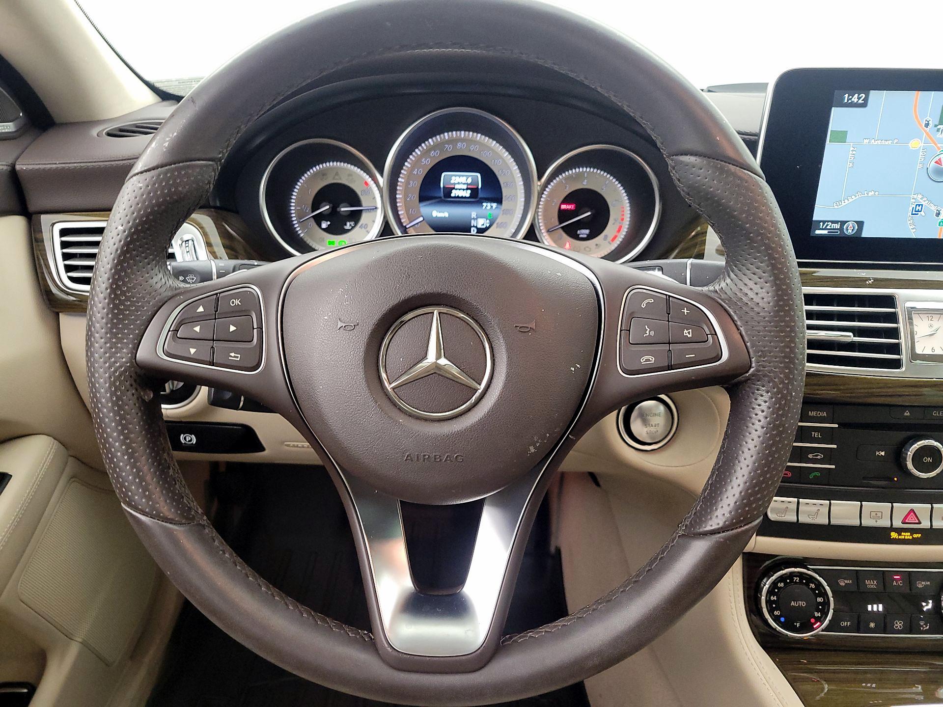 Thumbnail: 2015 Mercedes-Benz CLS - 10