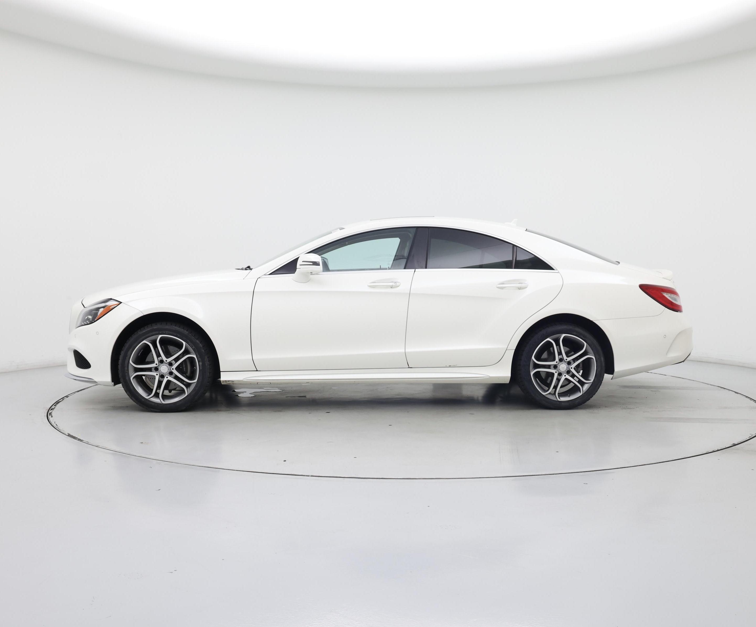 Thumbnail: 2015 Mercedes-Benz CLS - 3