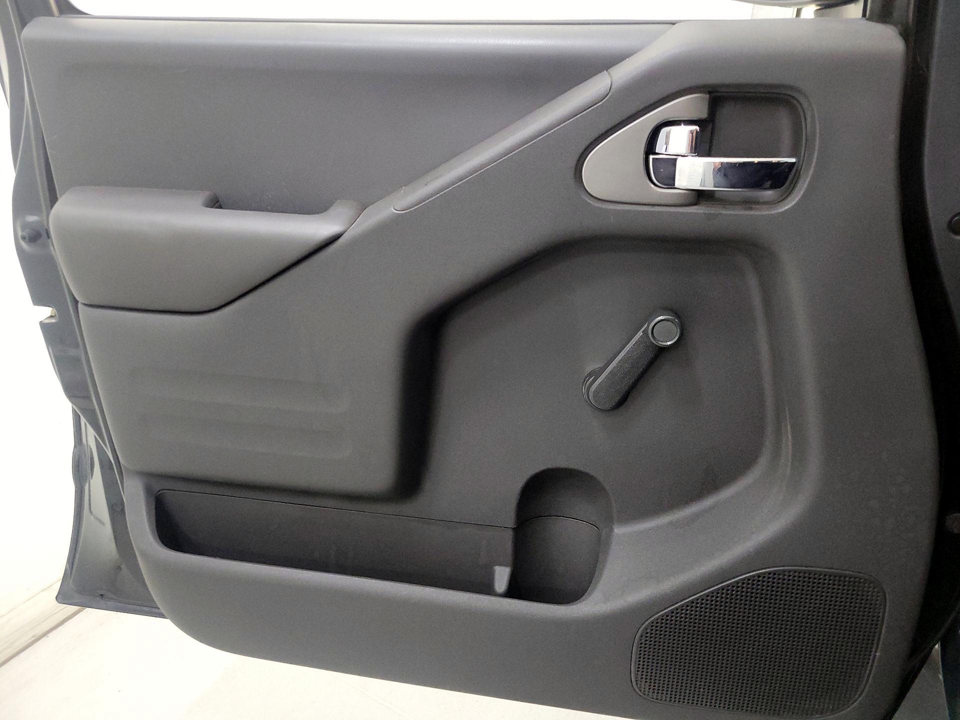 Thumbnail: 2018 Nissan Frontier - 12