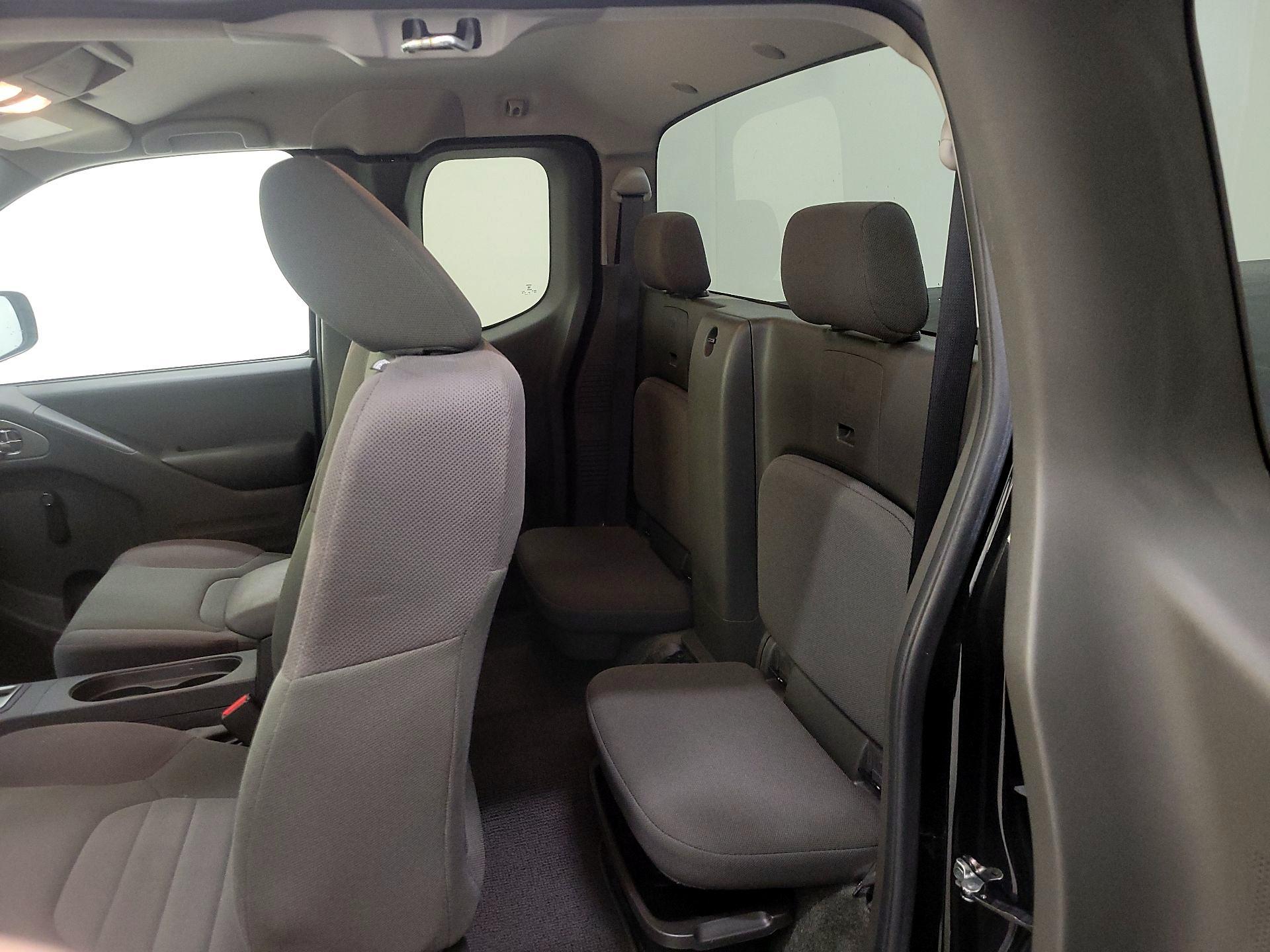 Thumbnail: 2018 Nissan Frontier - 18