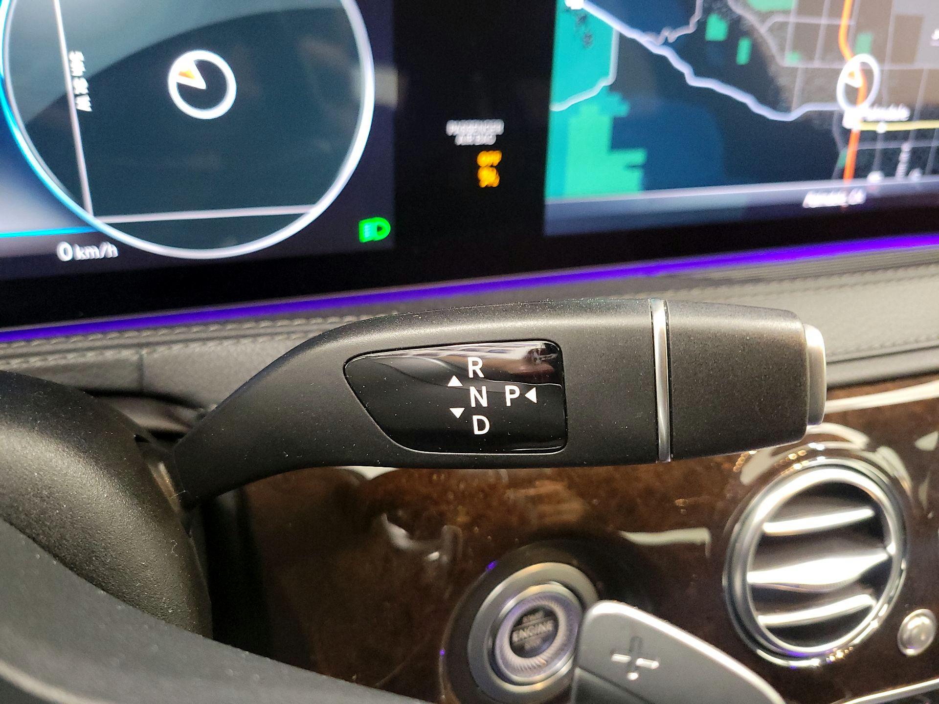 Thumbnail: 2018 Mercedes-Benz S-Class - 18