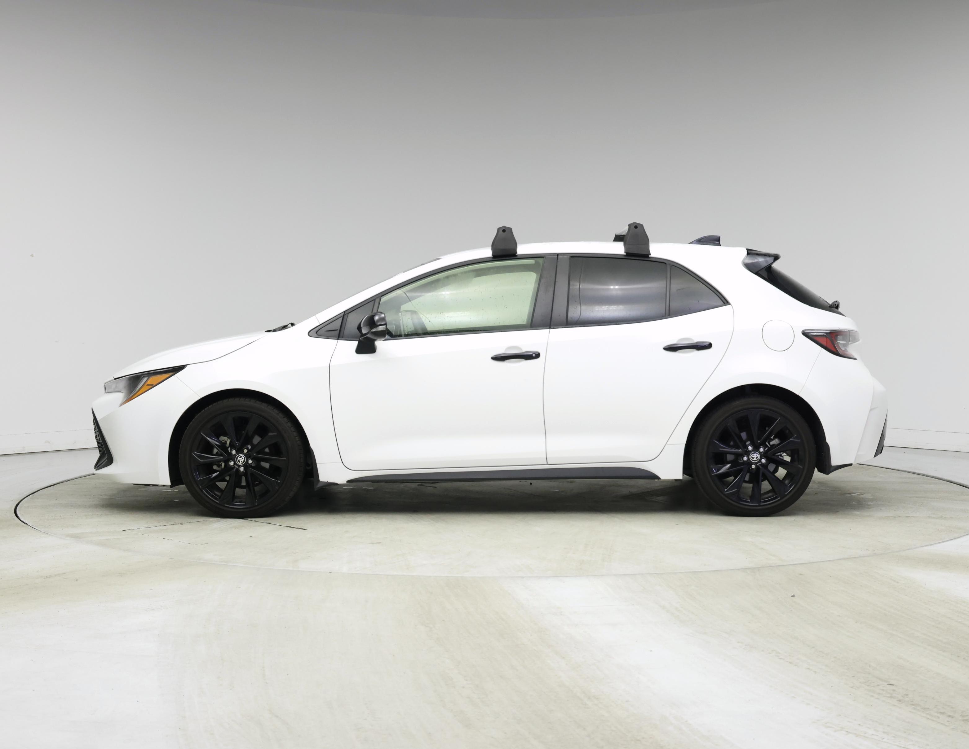Thumbnail: 2022 Toyota Corolla - 3