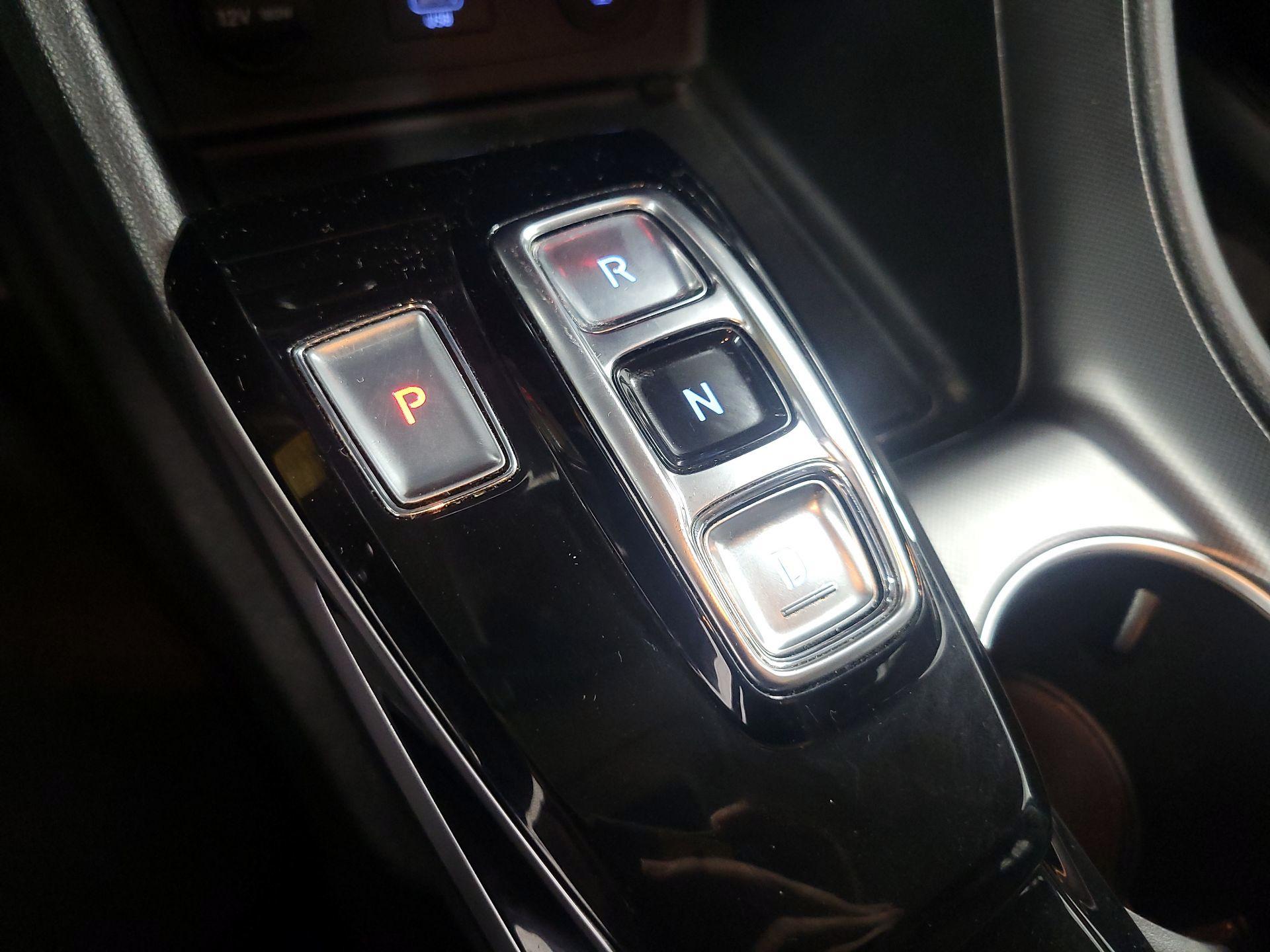 Thumbnail: 2022 Hyundai Sonata - 16