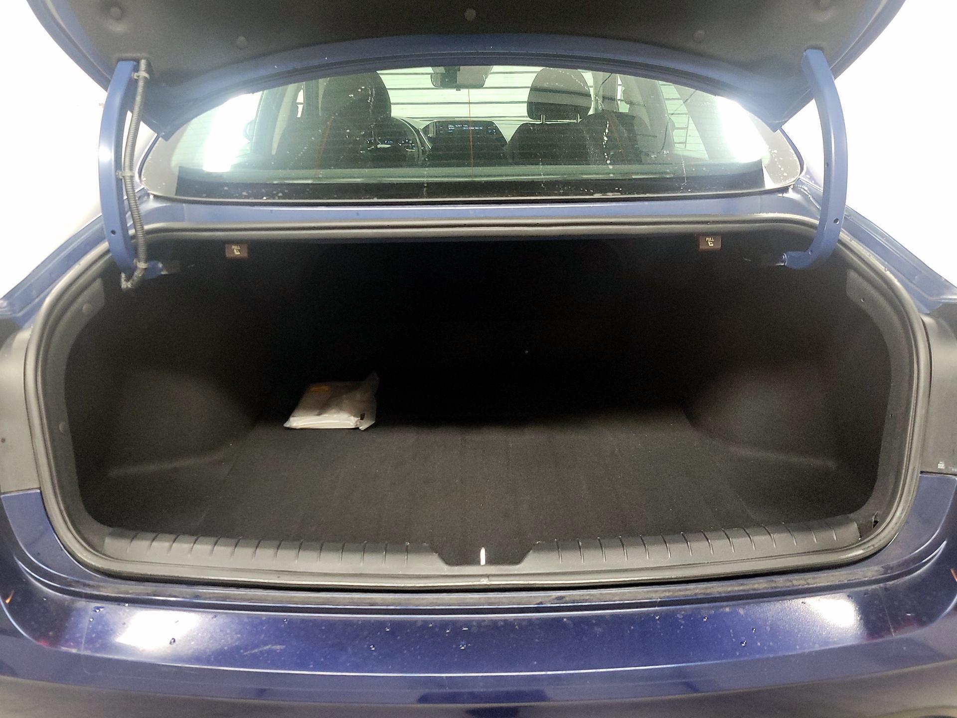 Thumbnail: 2022 Hyundai Sonata - 18