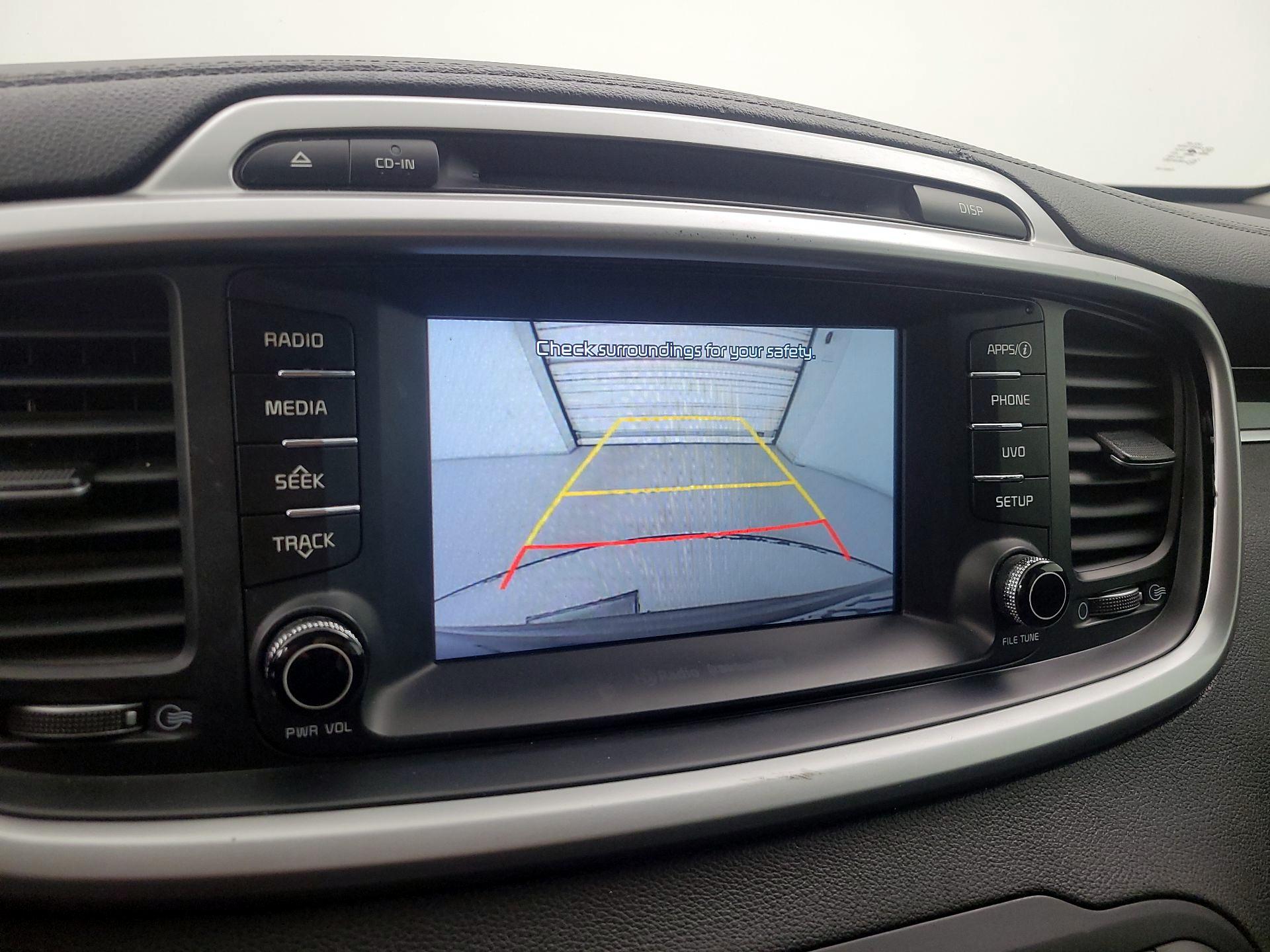 Thumbnail: 2017 Kia Sorento - 14