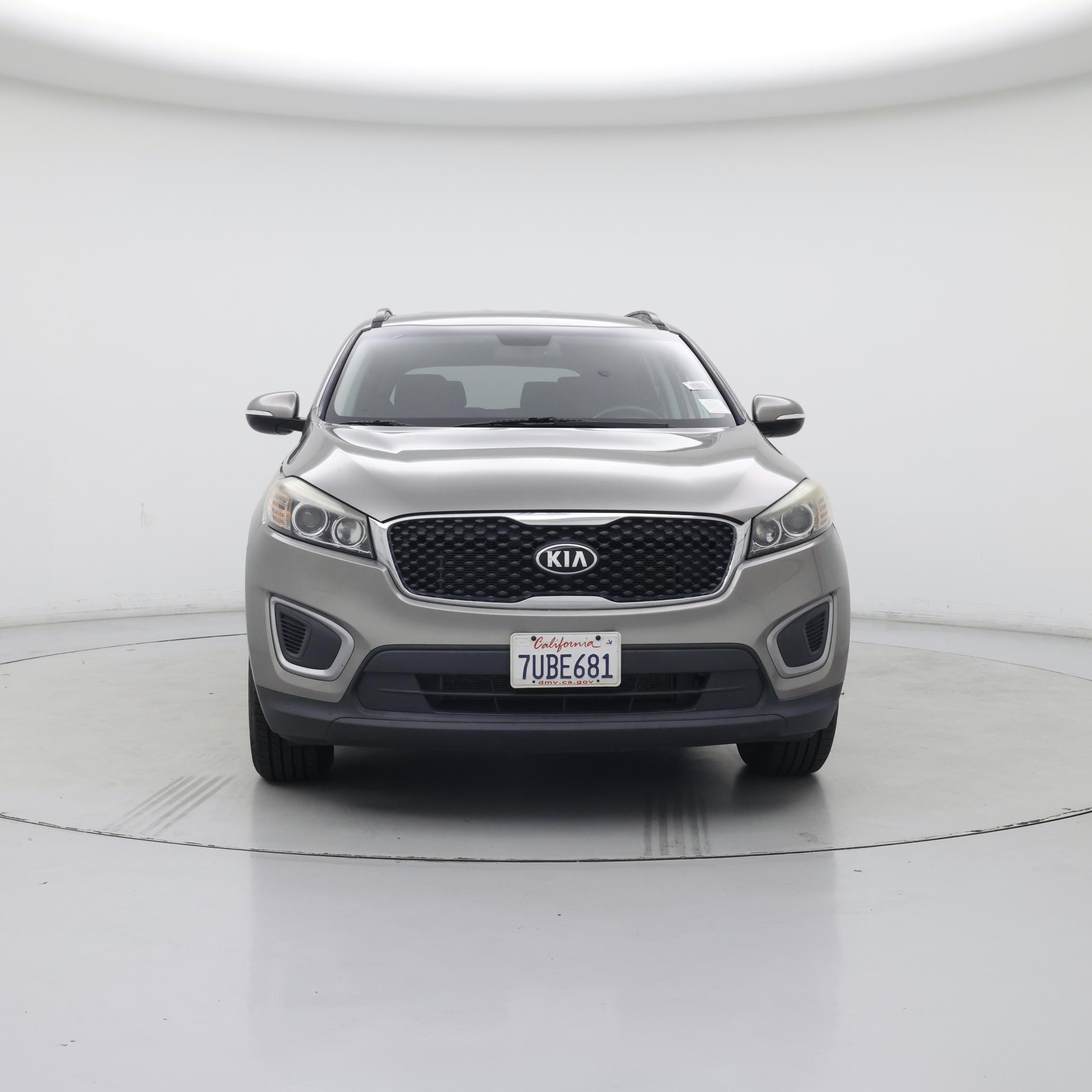 Thumbnail: 2017 Kia Sorento - 5