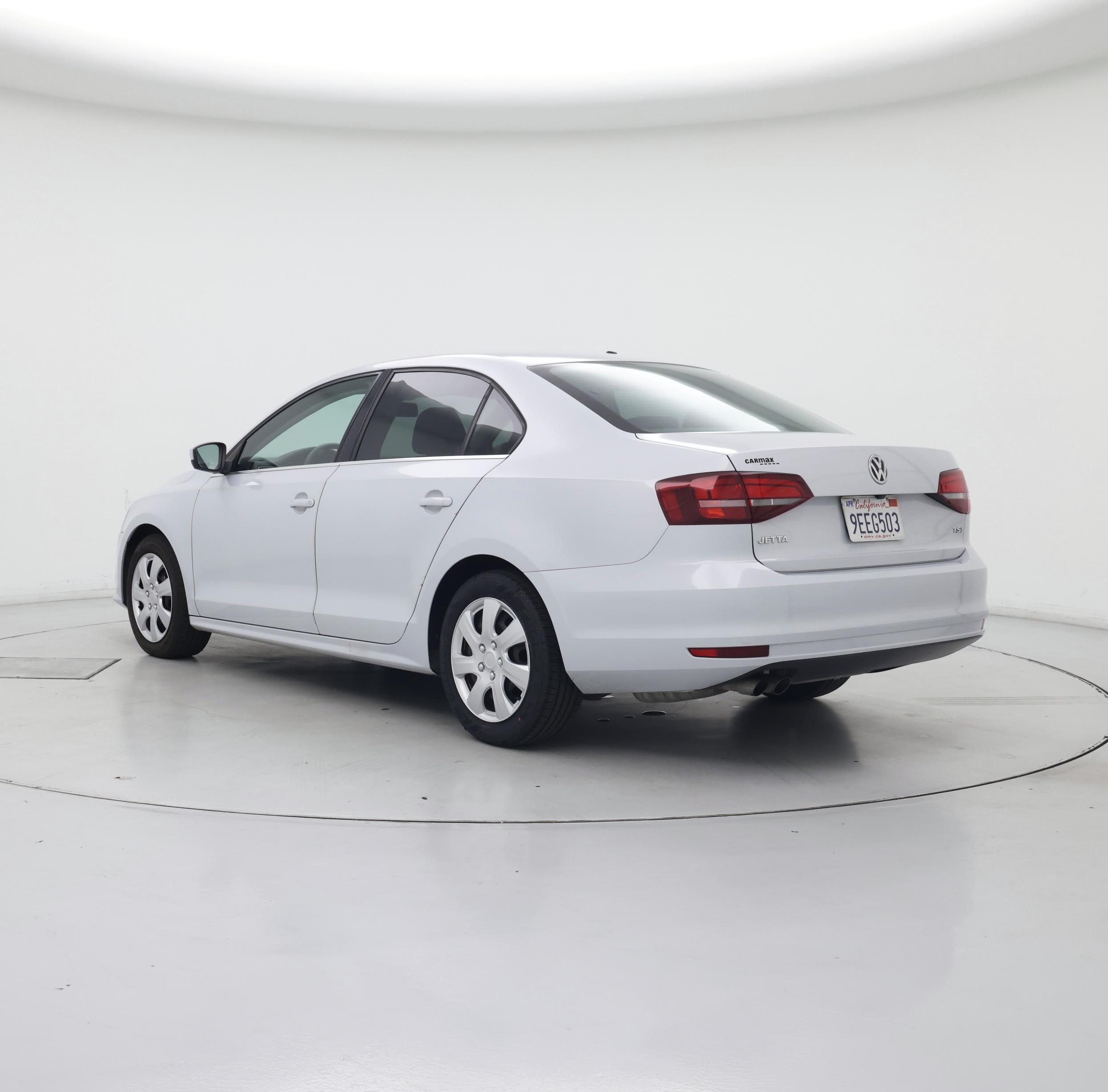 Thumbnail: 2017 Volkswagen Jetta - 2