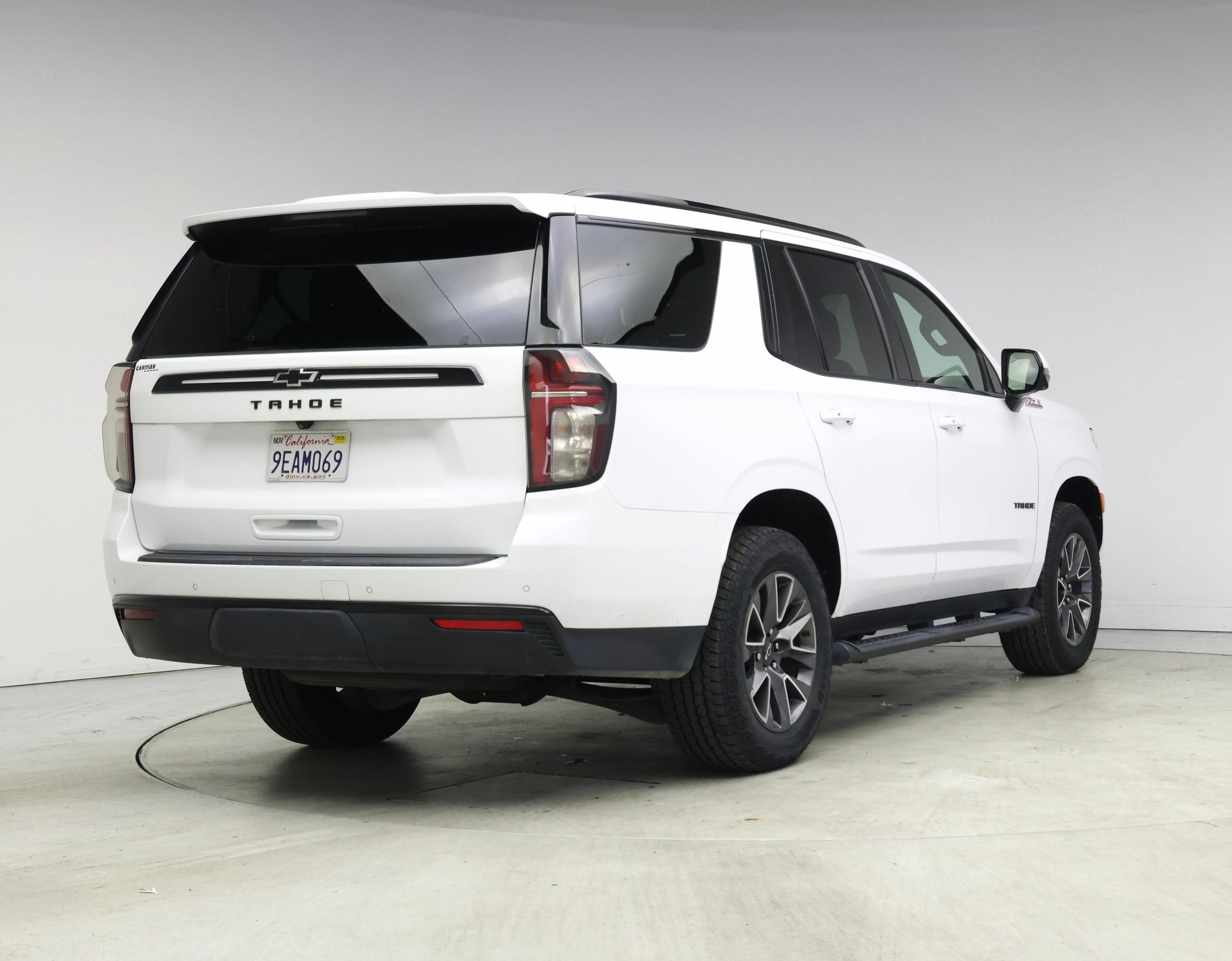 Thumbnail: 2023 Chevrolet Tahoe - 8