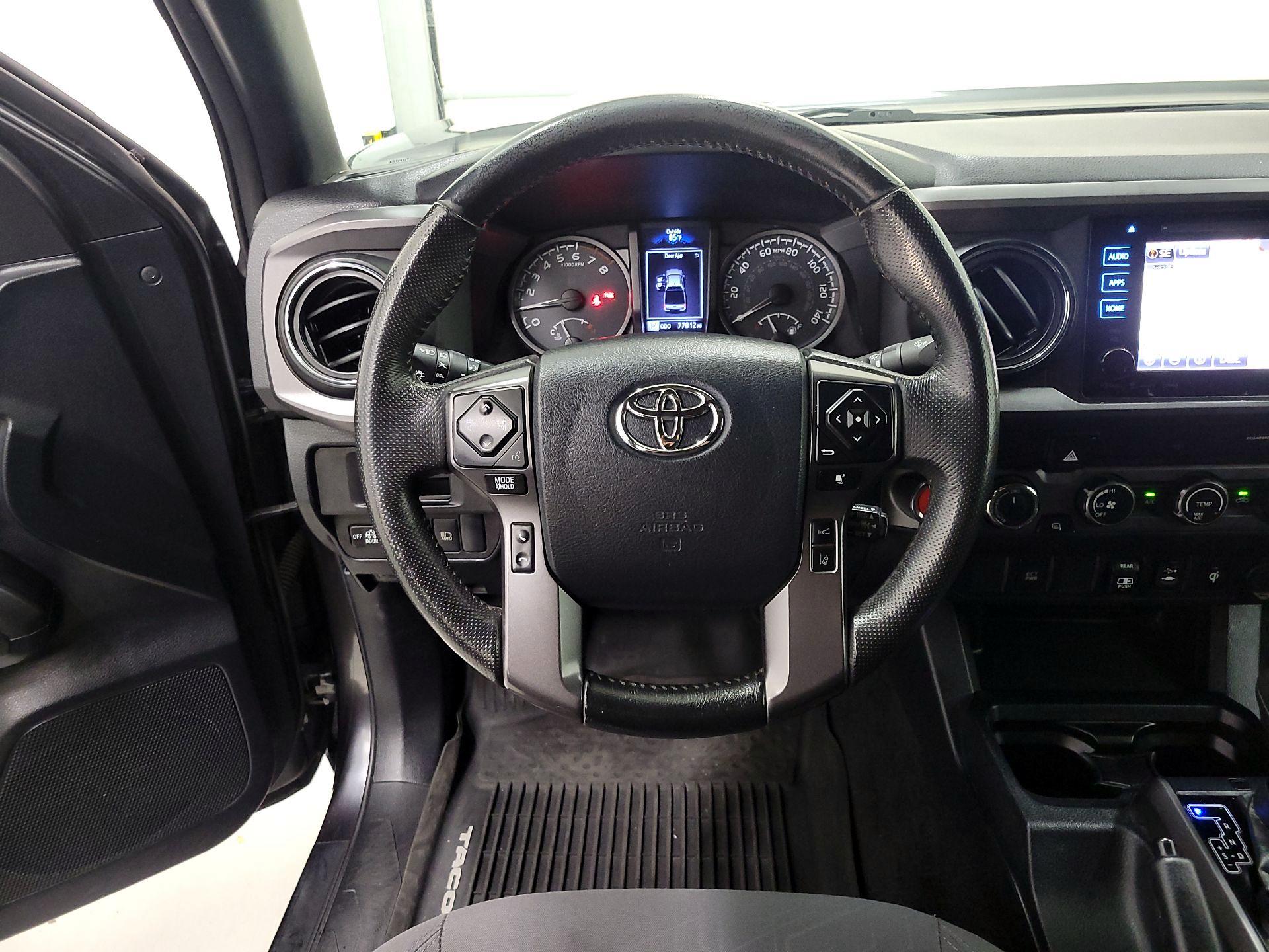 Thumbnail: 2019 Toyota Tacoma - 10