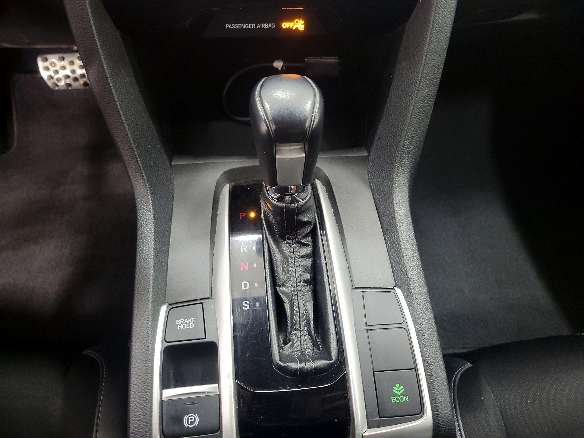 Thumbnail: 2019 Honda Civic - 17