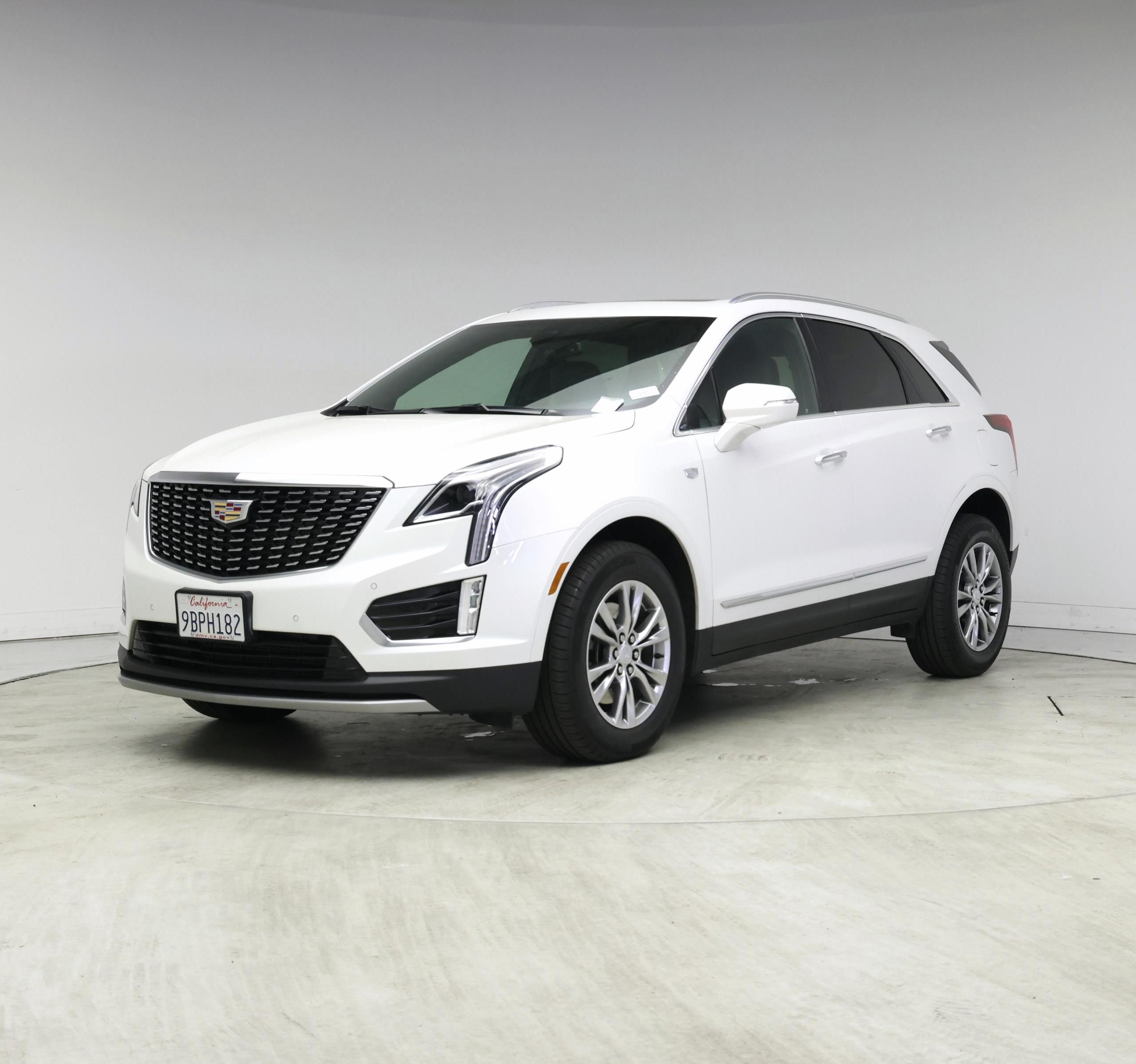Thumbnail: 2022 Cadillac XT5 - 4