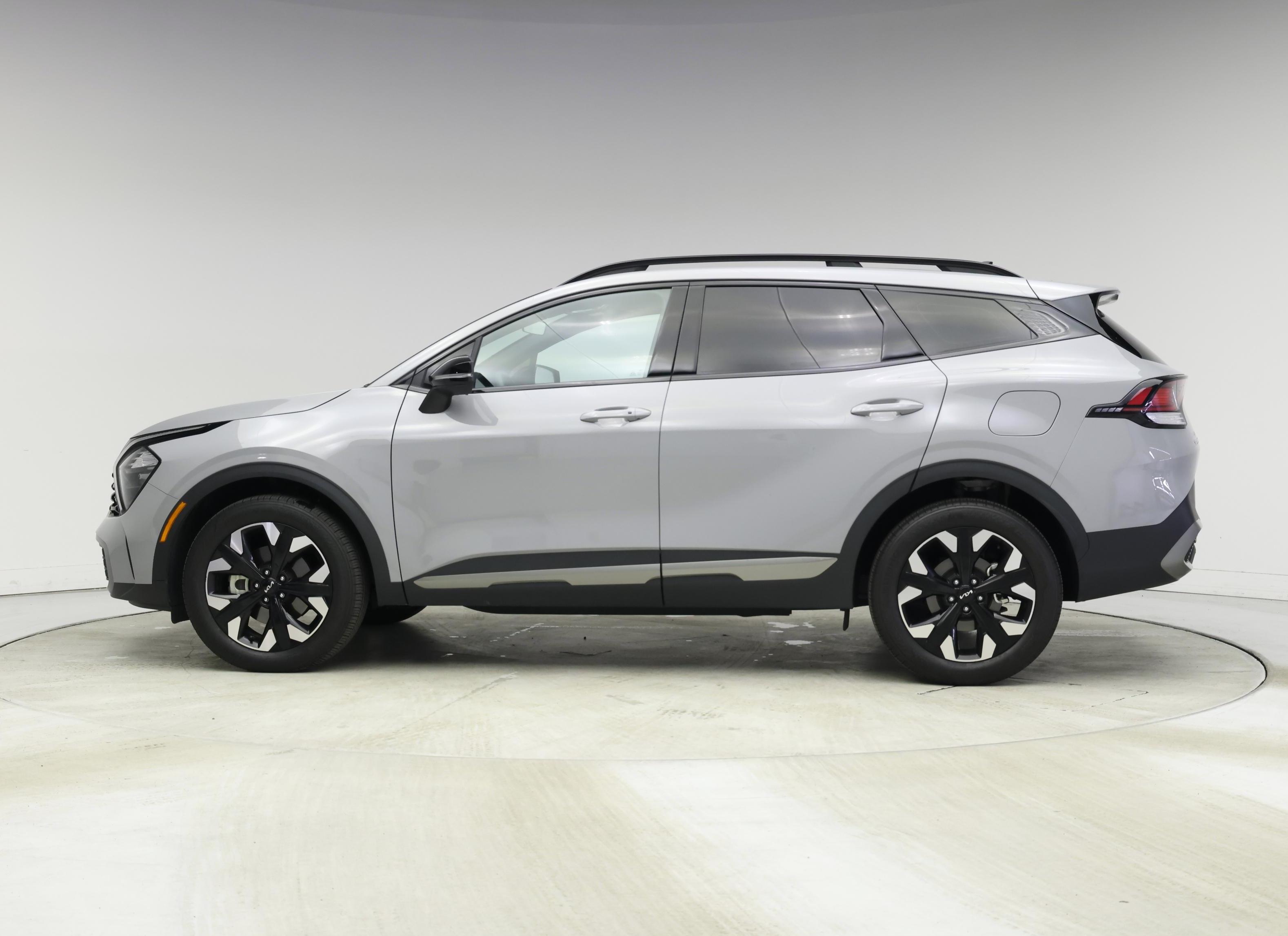 Thumbnail: 2023 Kia Sportage - 3