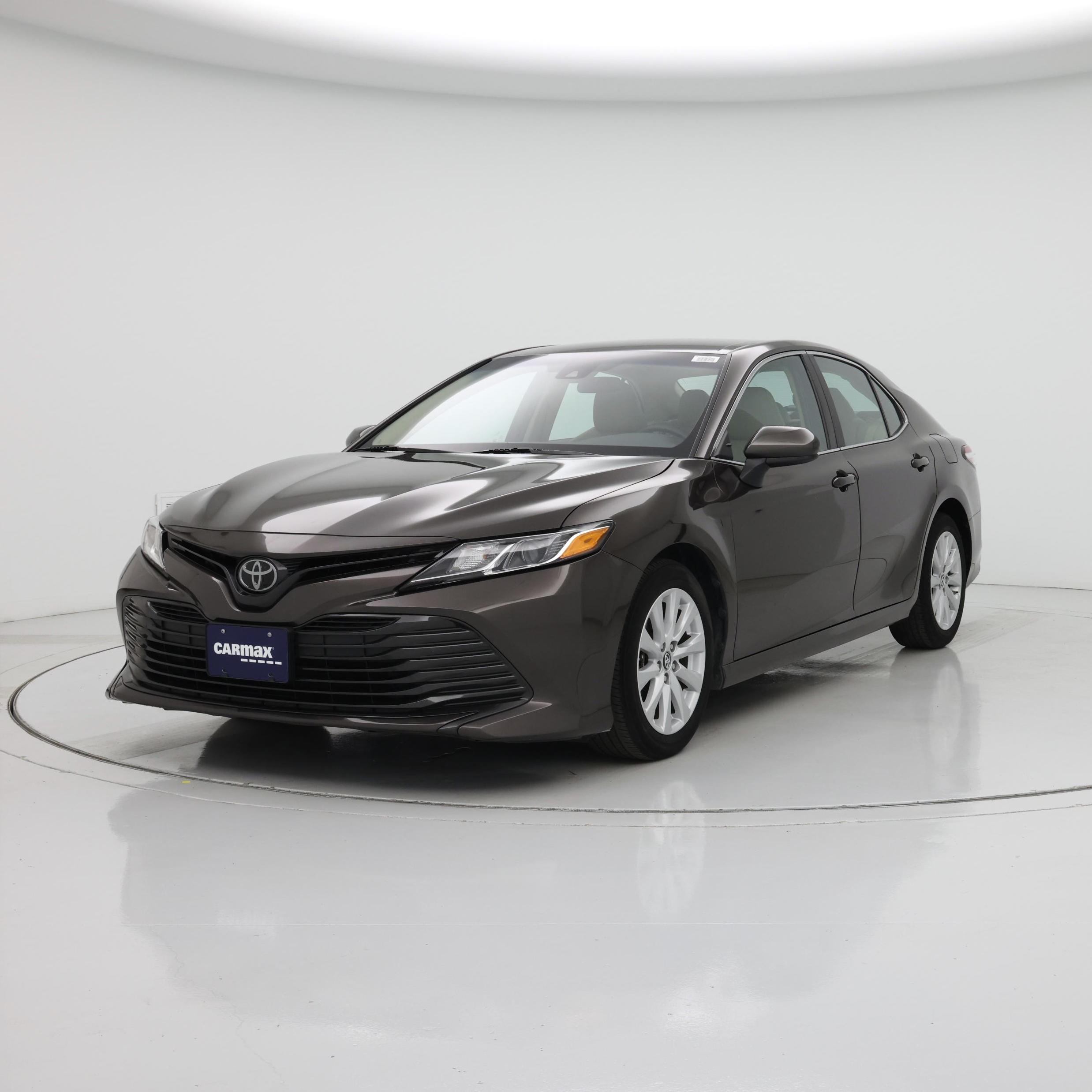 Thumbnail: 2018 Toyota Camry - 4