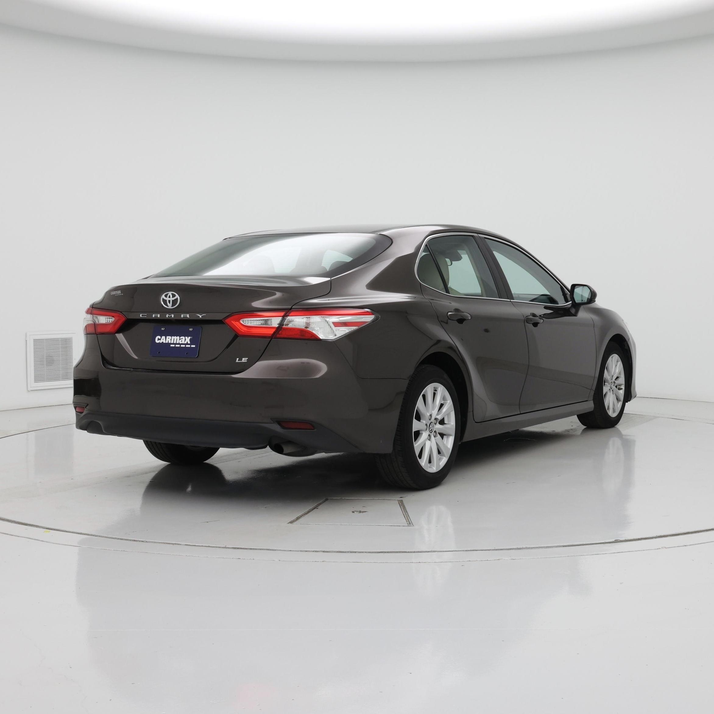 Thumbnail: 2018 Toyota Camry - 8