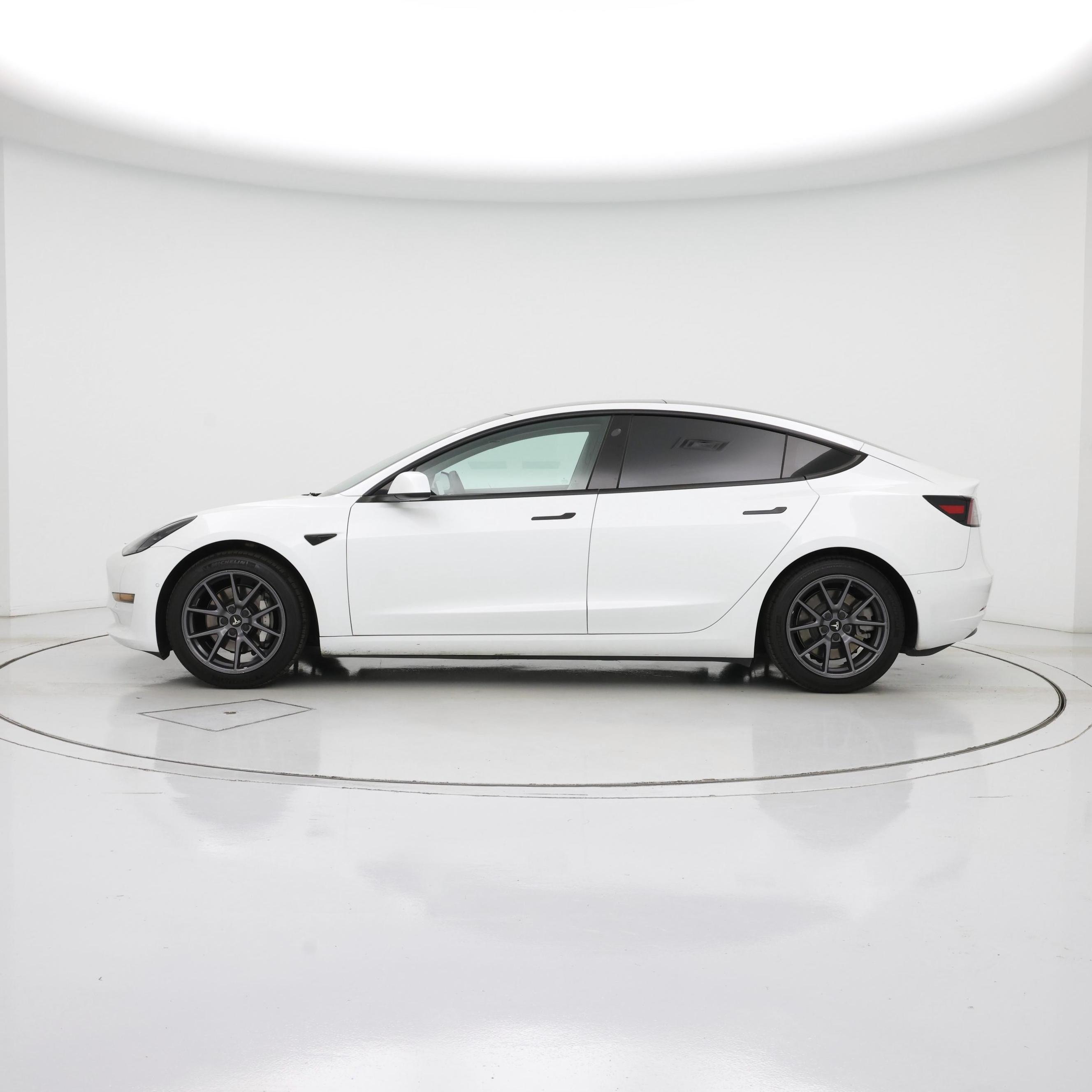 Thumbnail: 2021 Tesla Model 3 - 3
