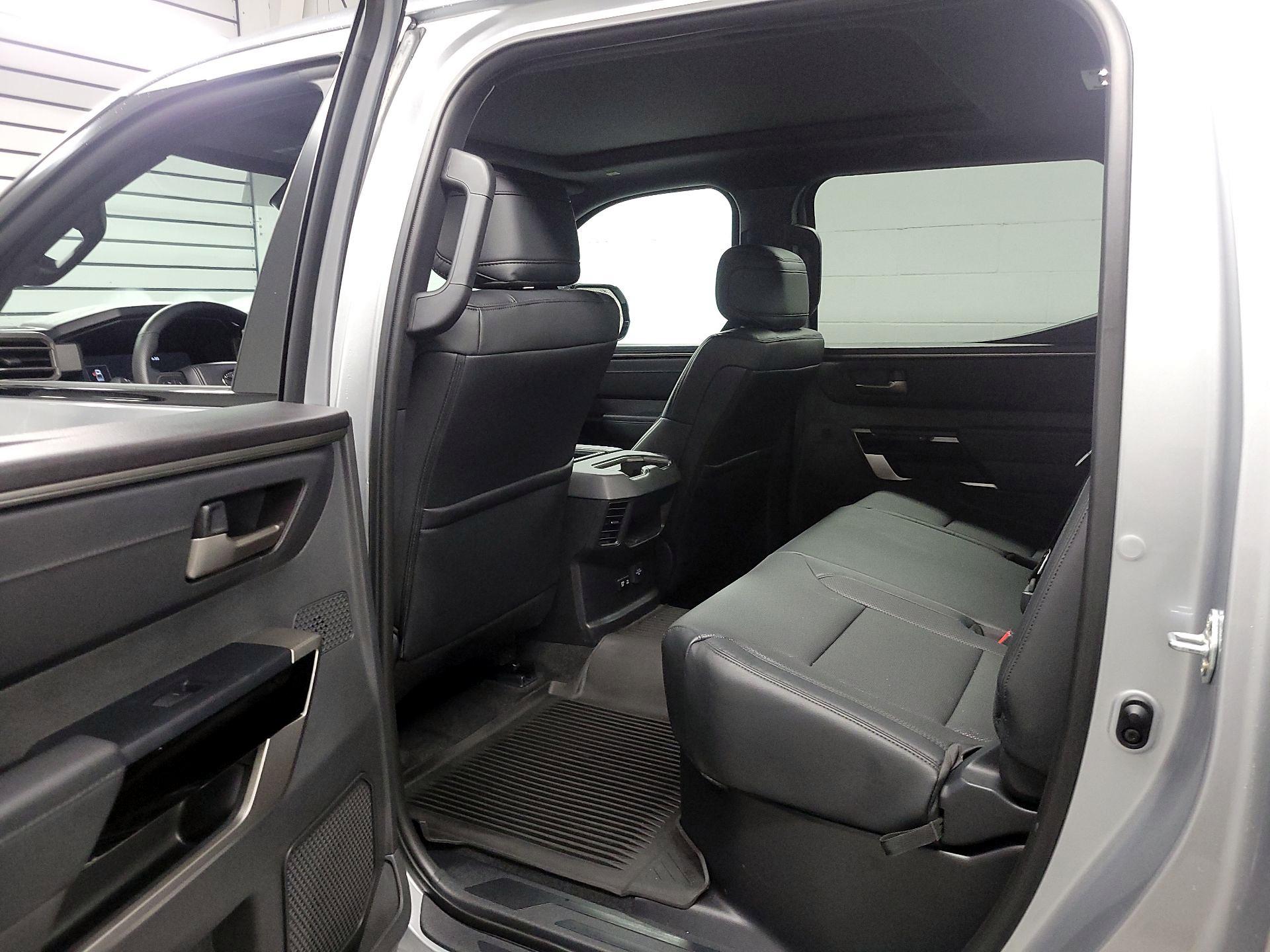Thumbnail: 2025 Toyota Tundra - 18