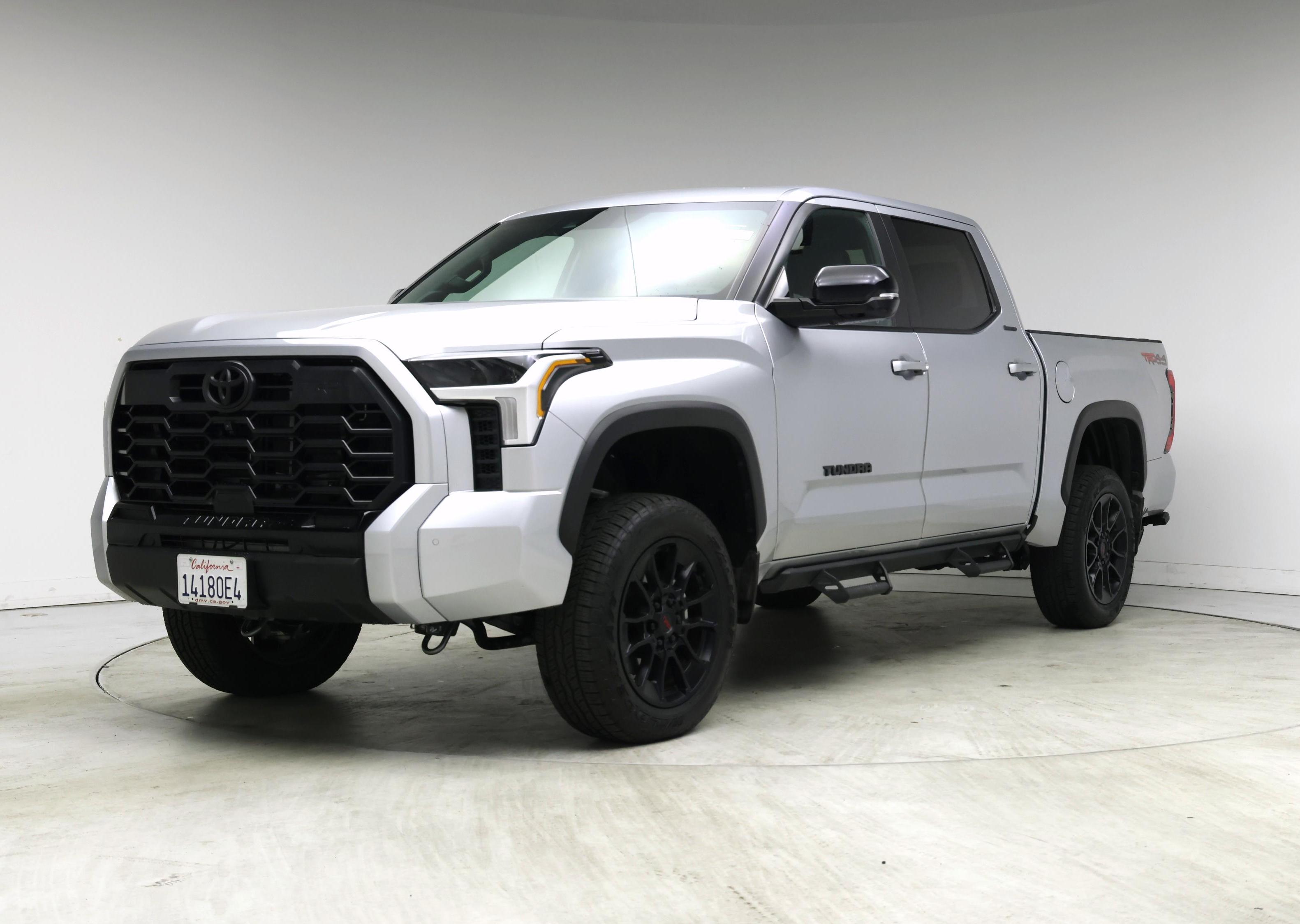 Thumbnail: 2025 Toyota Tundra - 4