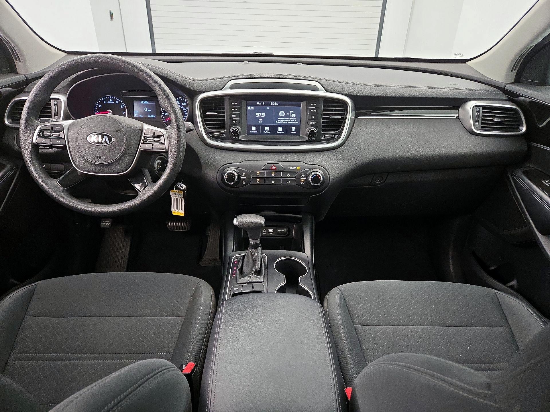 Thumbnail: 2020 Kia Sorento - 9