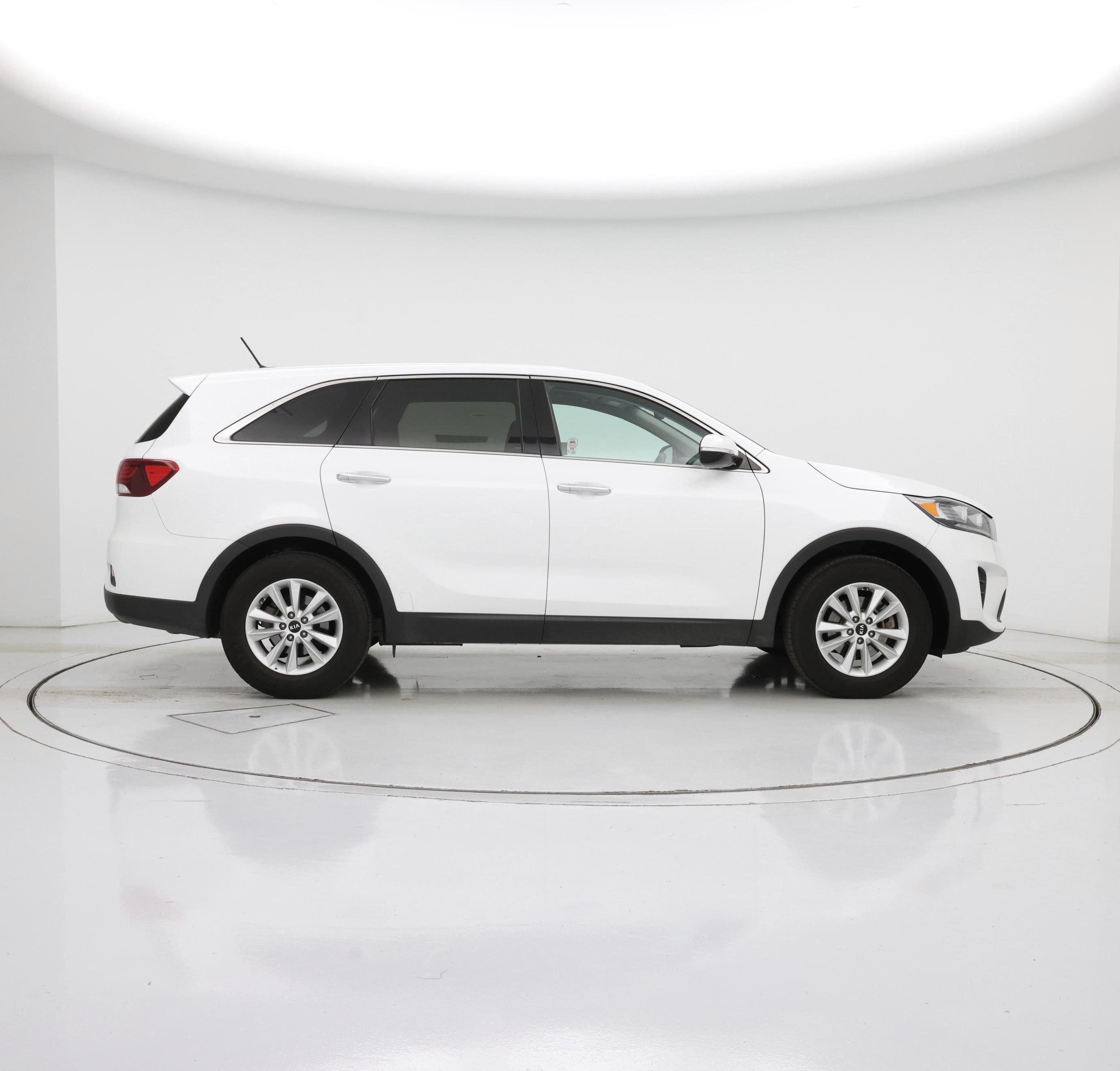 Thumbnail: 2020 Kia Sorento - 7