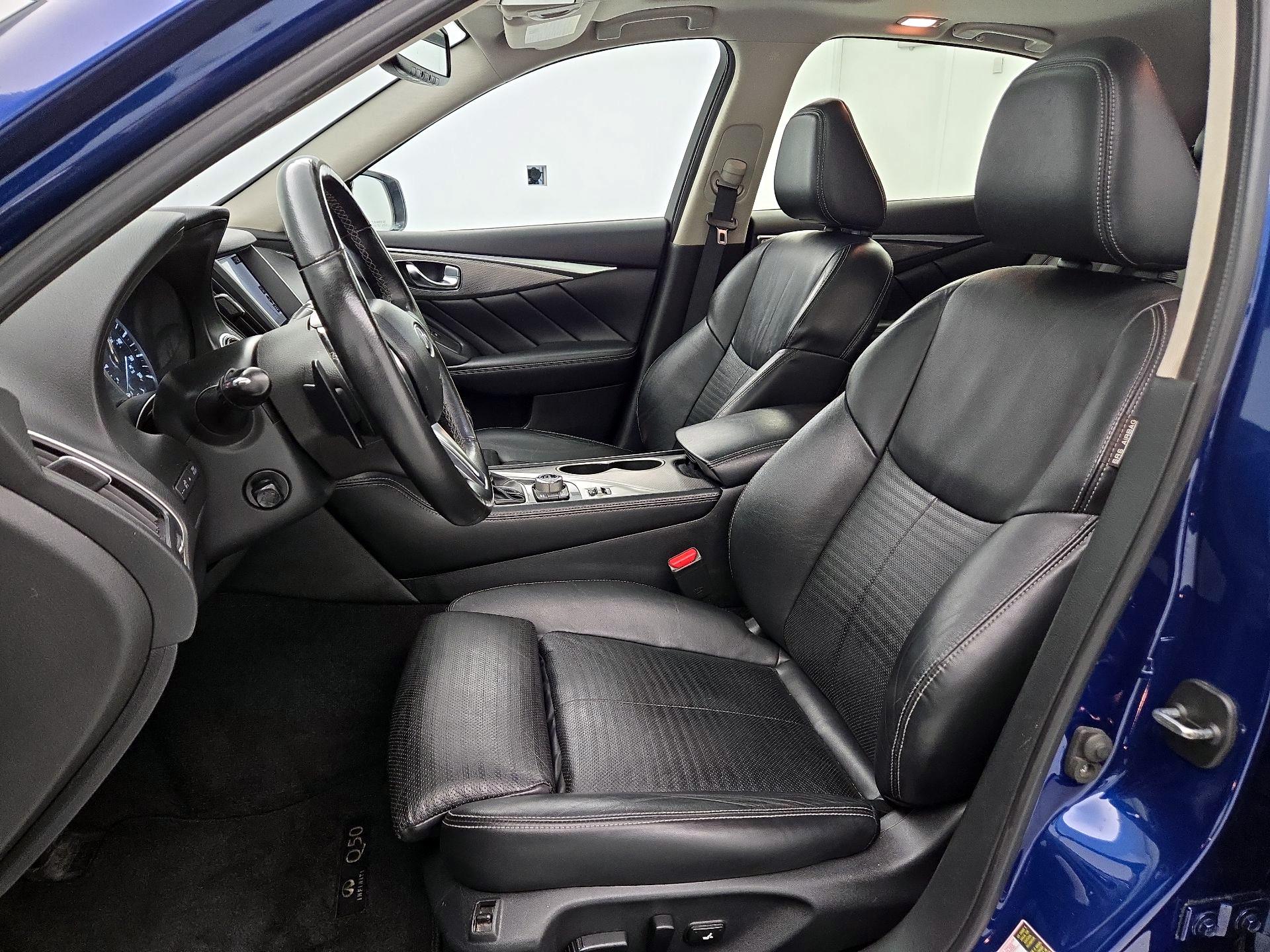 Thumbnail: 2020 INFINITI Q50 - 11