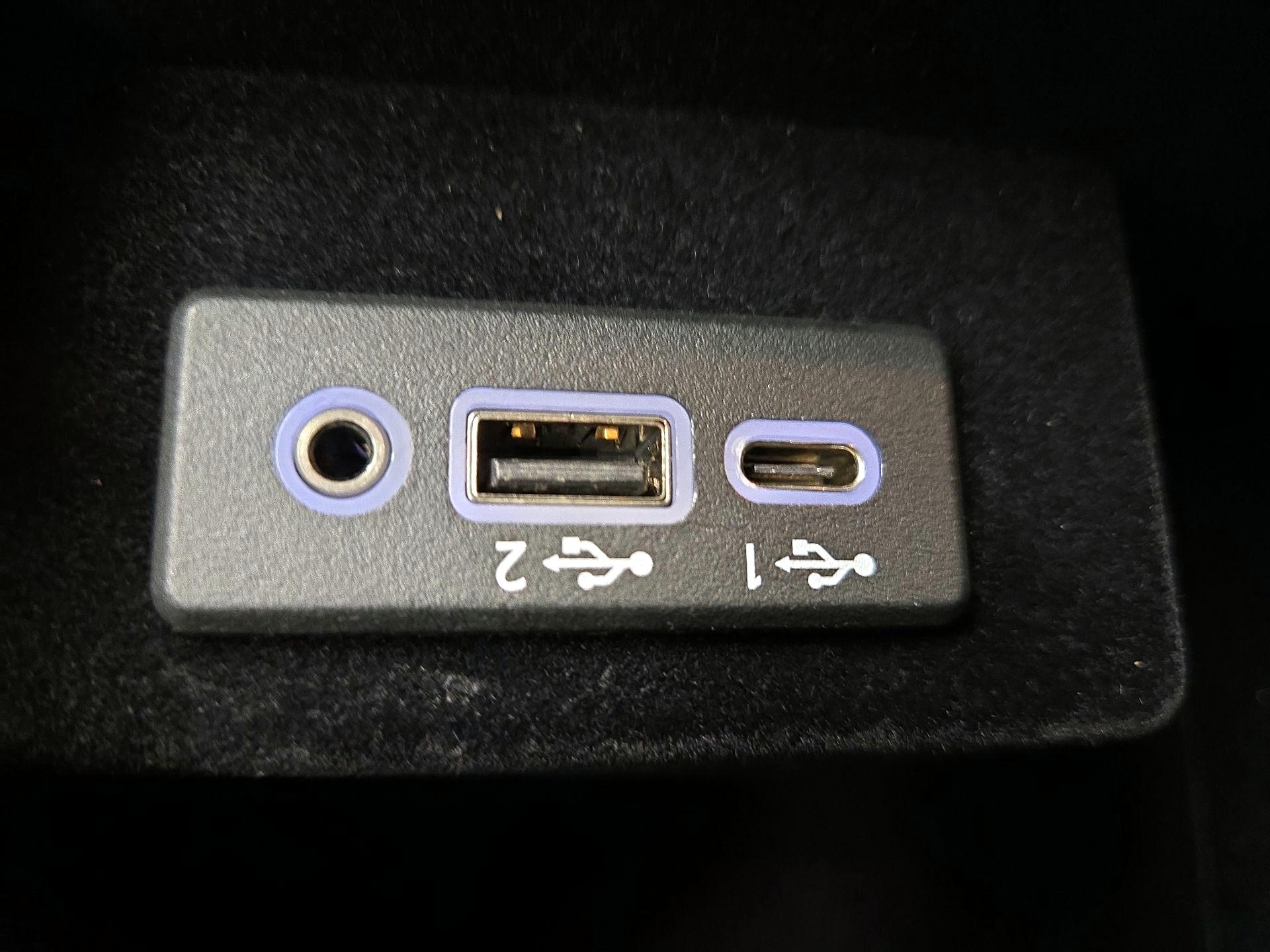 Thumbnail: 2020 INFINITI Q50 - 19