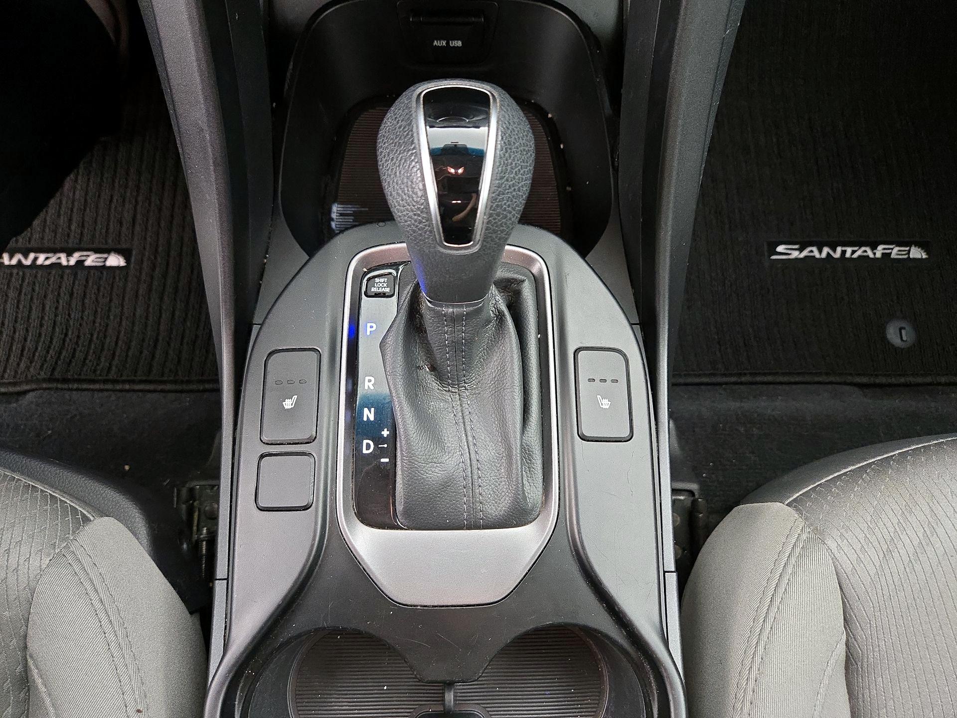 Thumbnail: 2016 Hyundai Santa Fe - 17