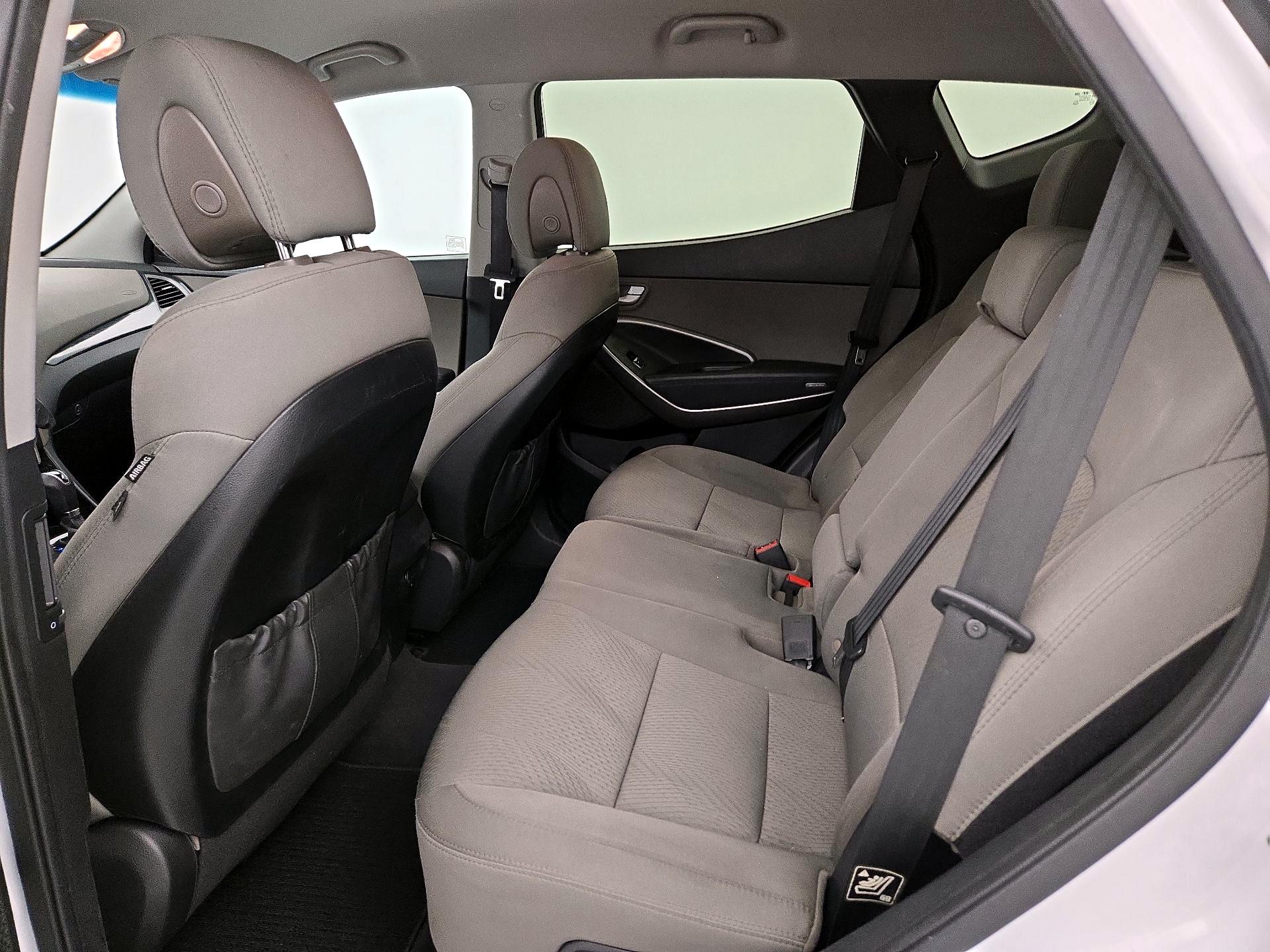 Thumbnail: 2016 Hyundai Santa Fe - 19