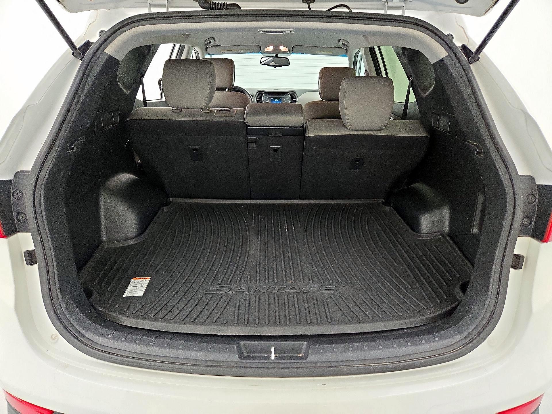 Thumbnail: 2016 Hyundai Santa Fe - 20