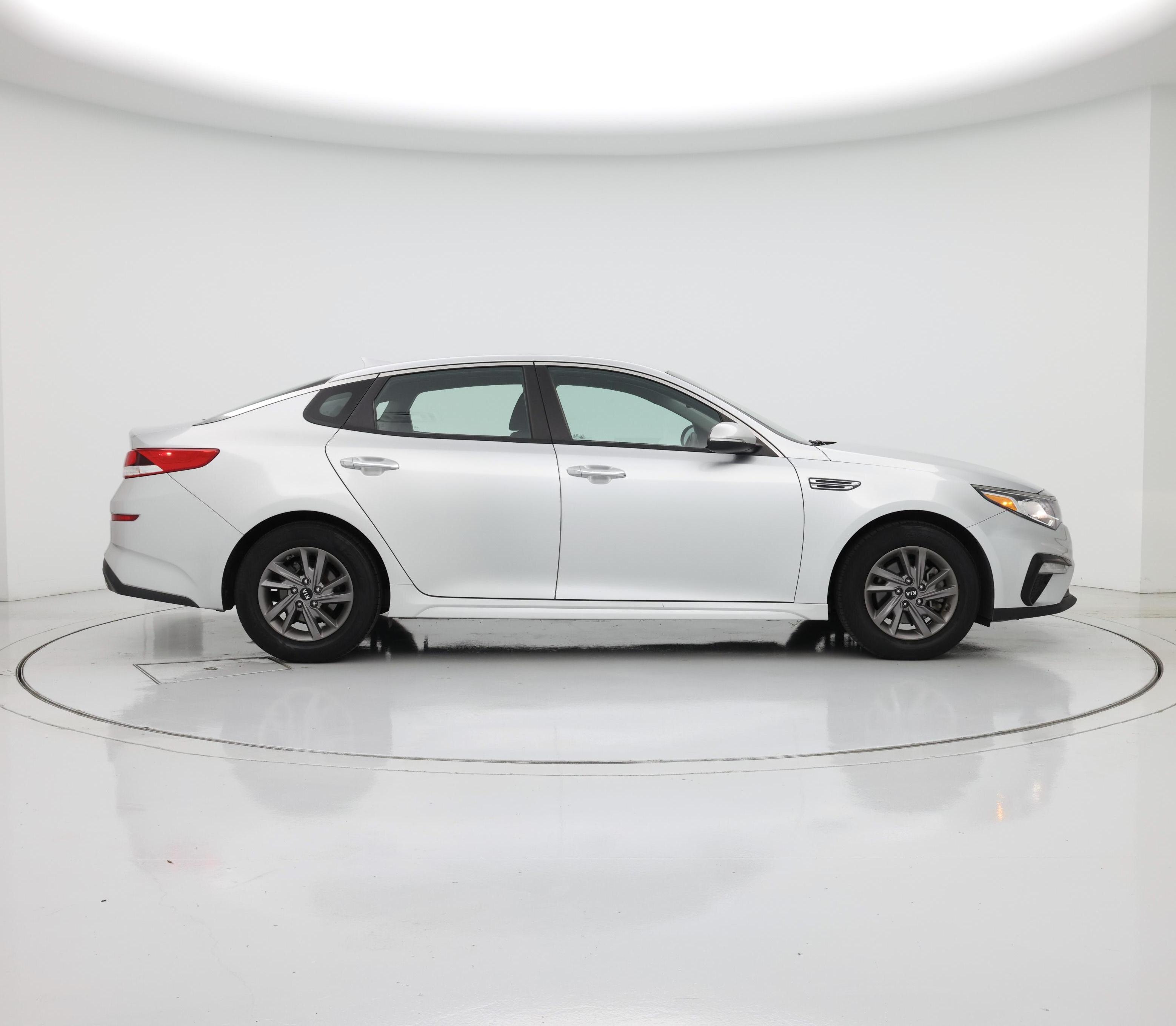 Thumbnail: 2020 Kia Optima - 7