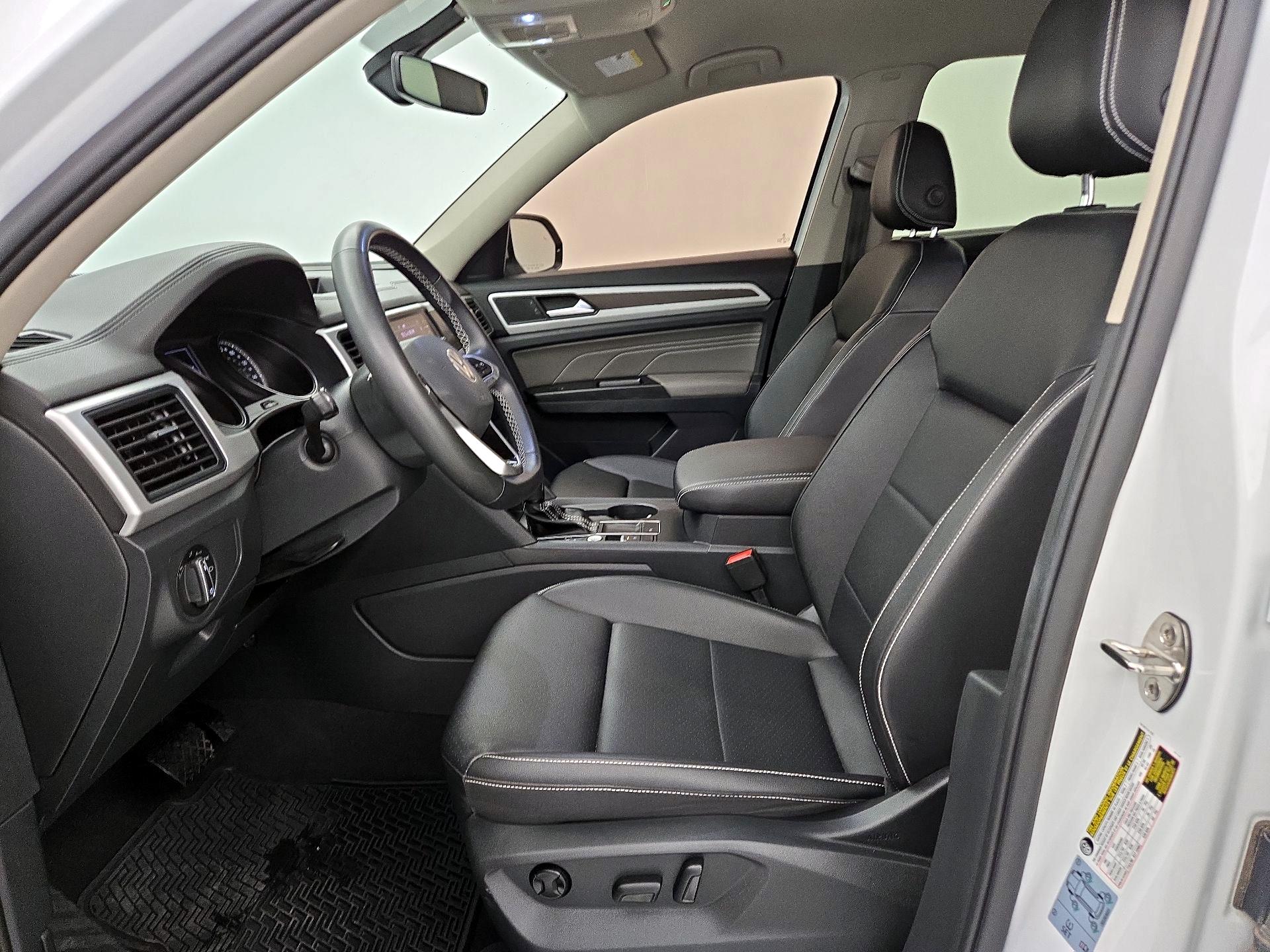 Thumbnail: 2021 Volkswagen Atlas - 11