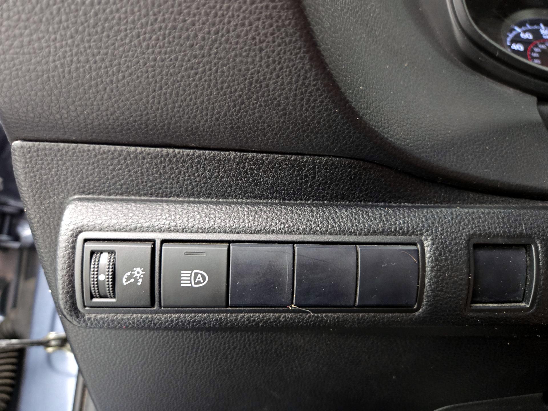 Thumbnail: 2021 Toyota Corolla - 13