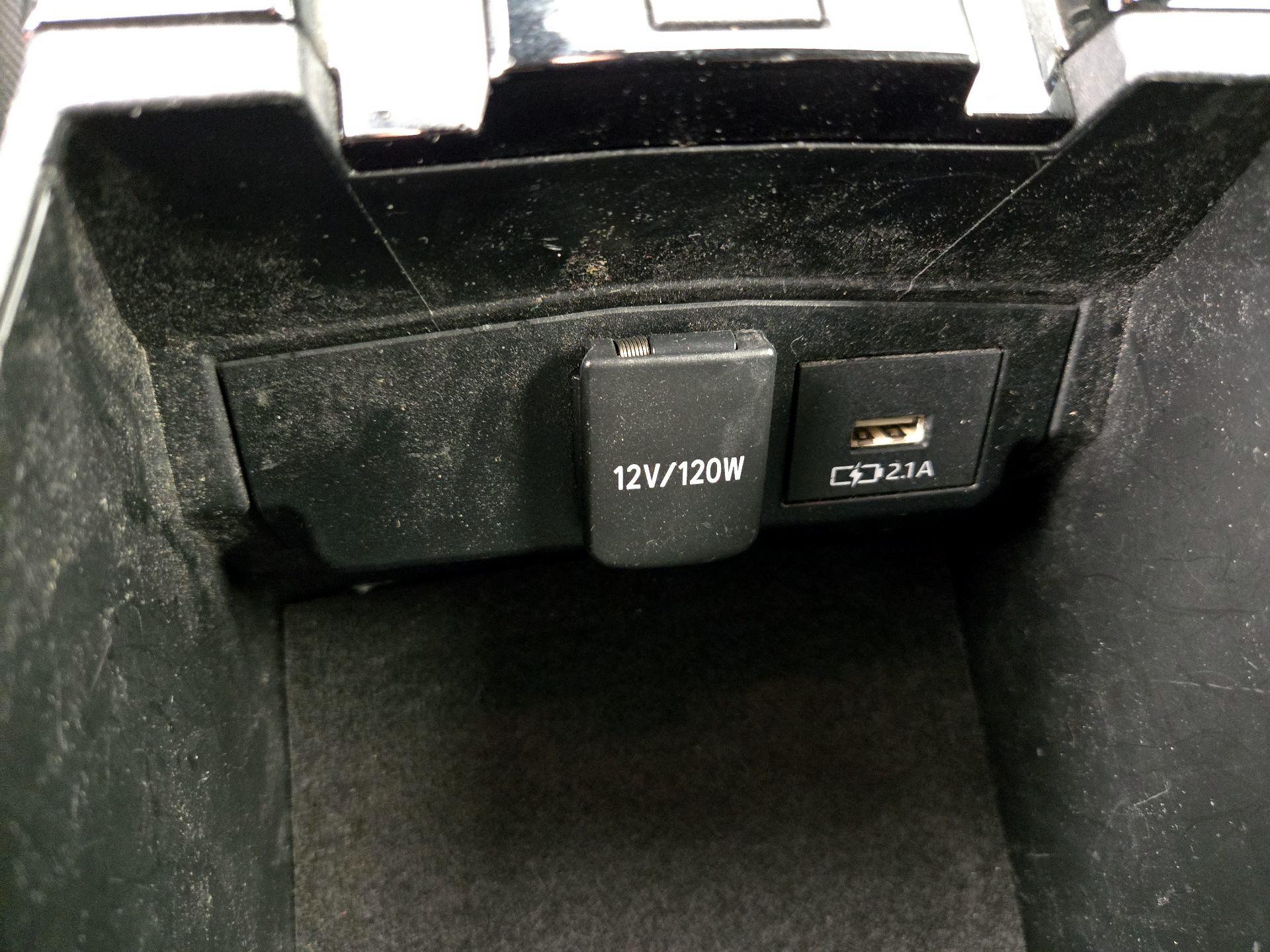 Thumbnail: 2021 Toyota Corolla - 18