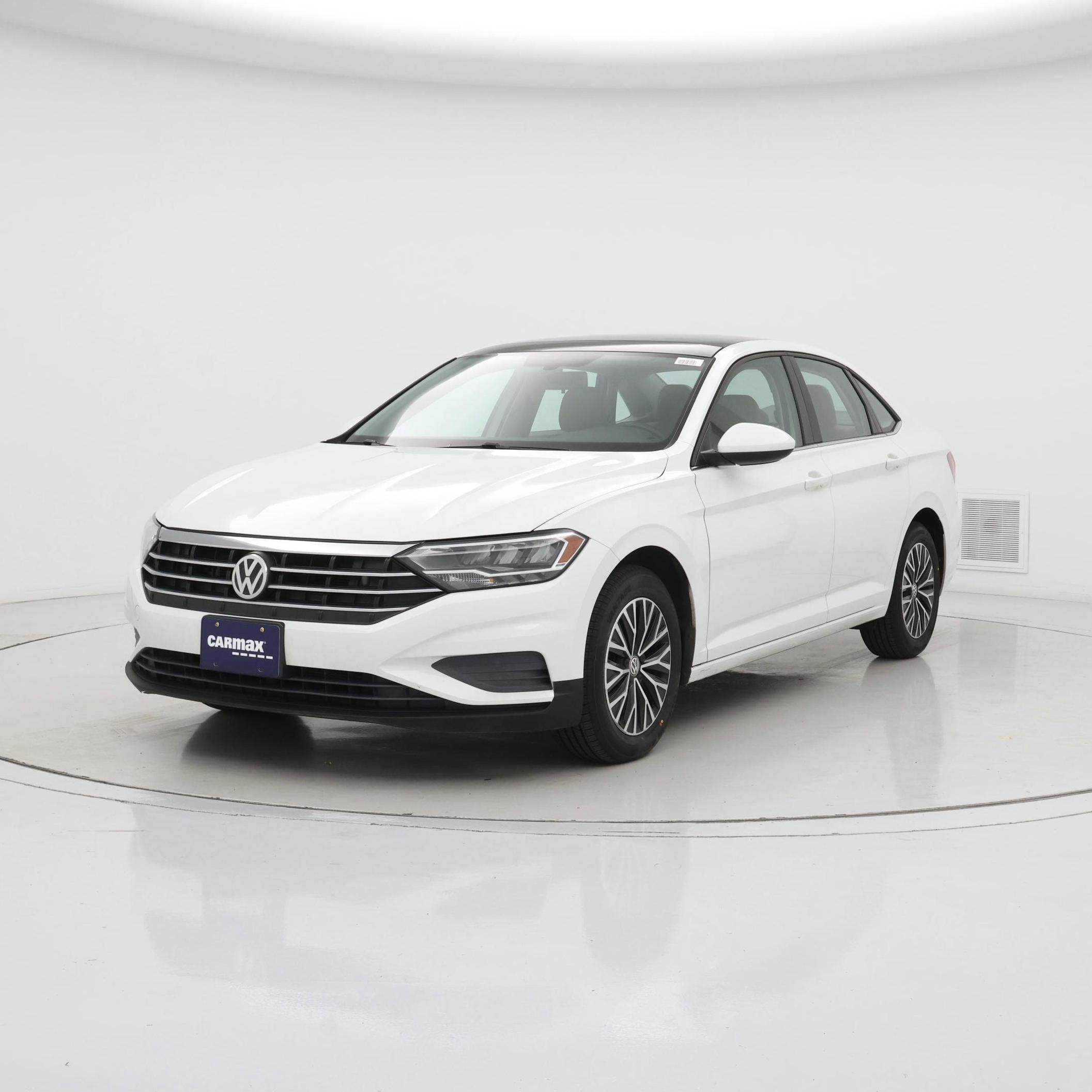 Thumbnail: 2019 Volkswagen Jetta - 4