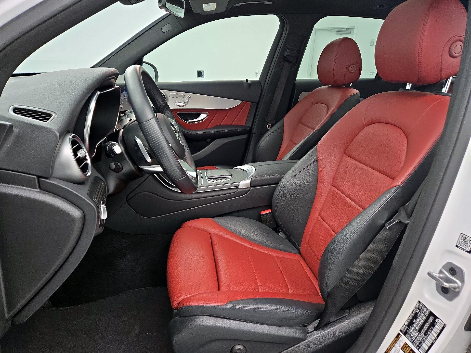 Thumbnail: 2022 Mercedes-Benz GLC - 11