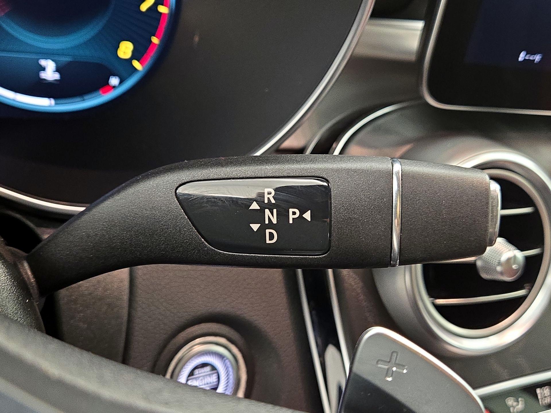 Thumbnail: 2022 Mercedes-Benz GLC - 17