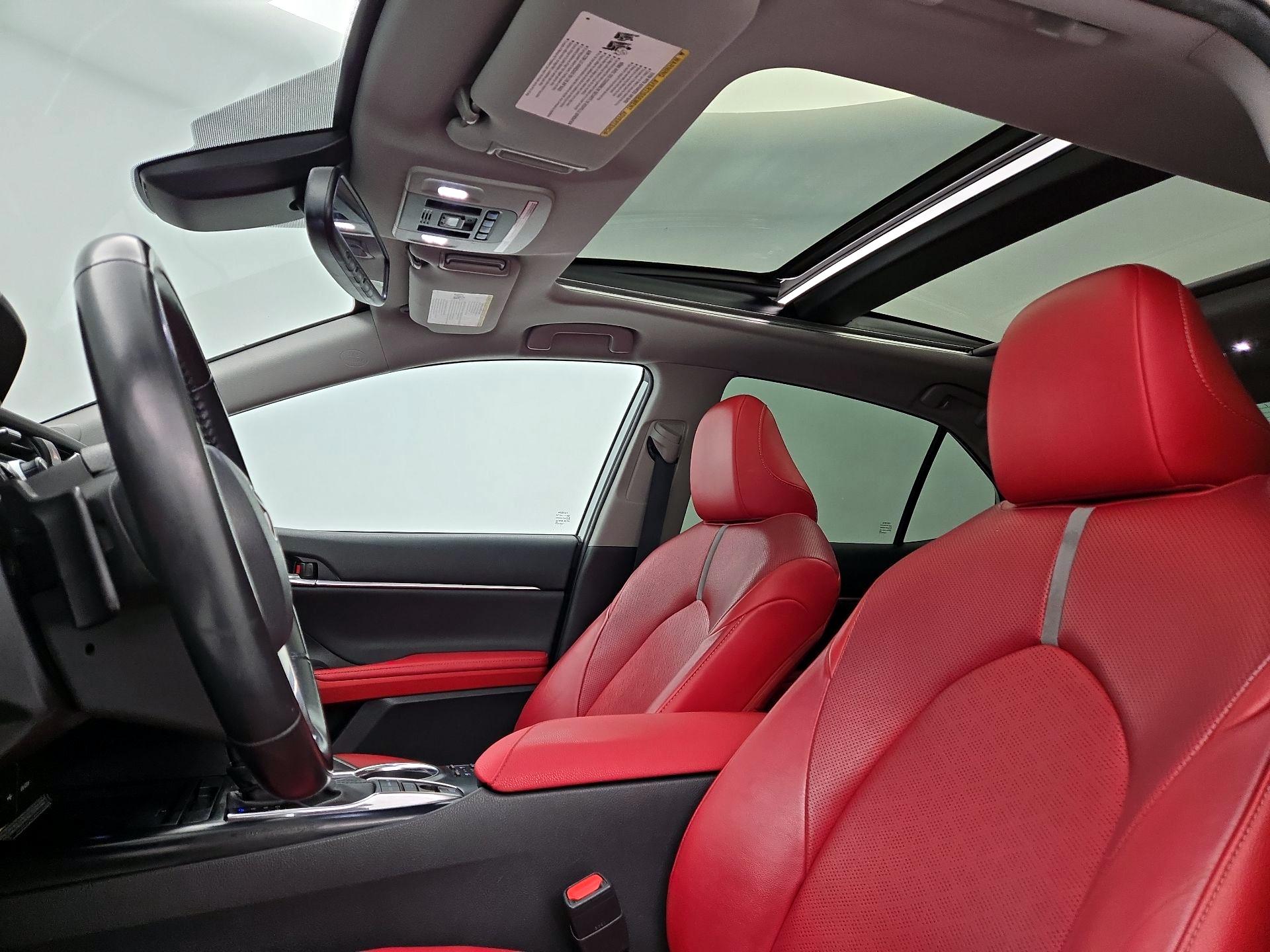 Thumbnail: 2020 Toyota Camry - 20
