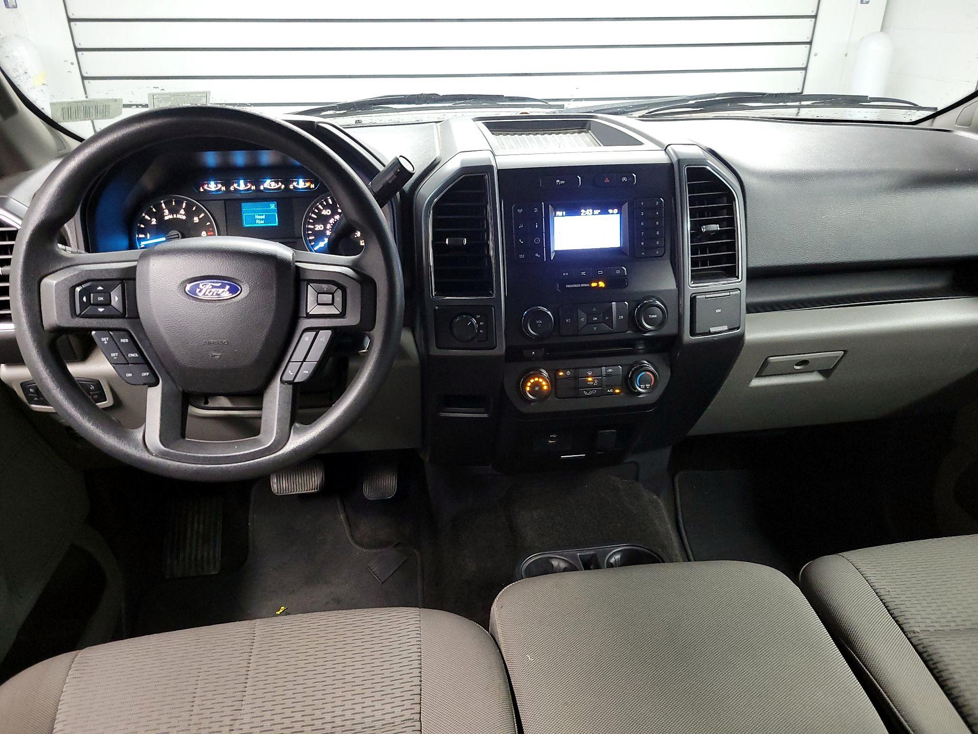 Thumbnail: 2018 Ford F-150 - 9