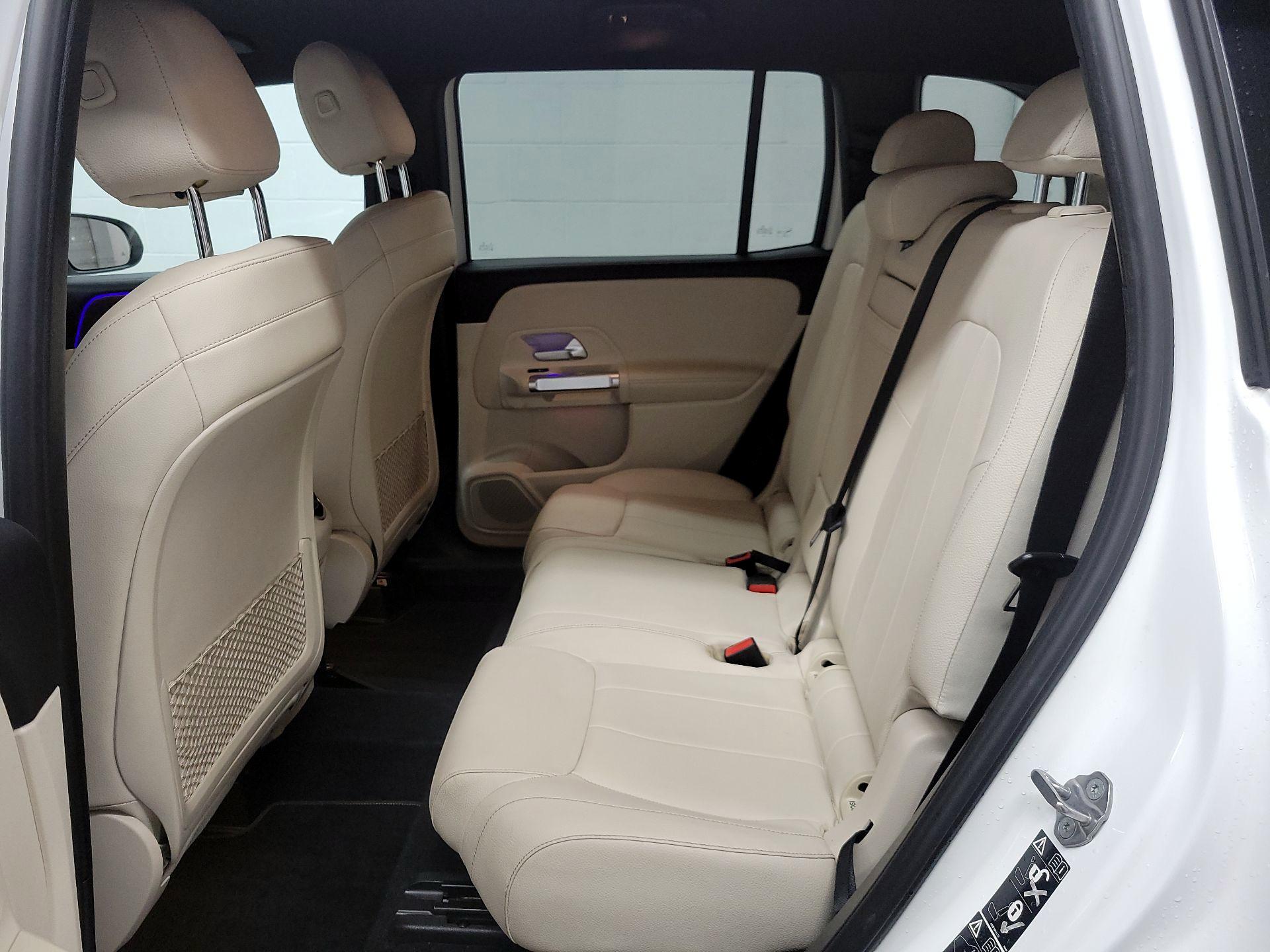 Thumbnail: 2020 Mercedes-Benz GLB - 18