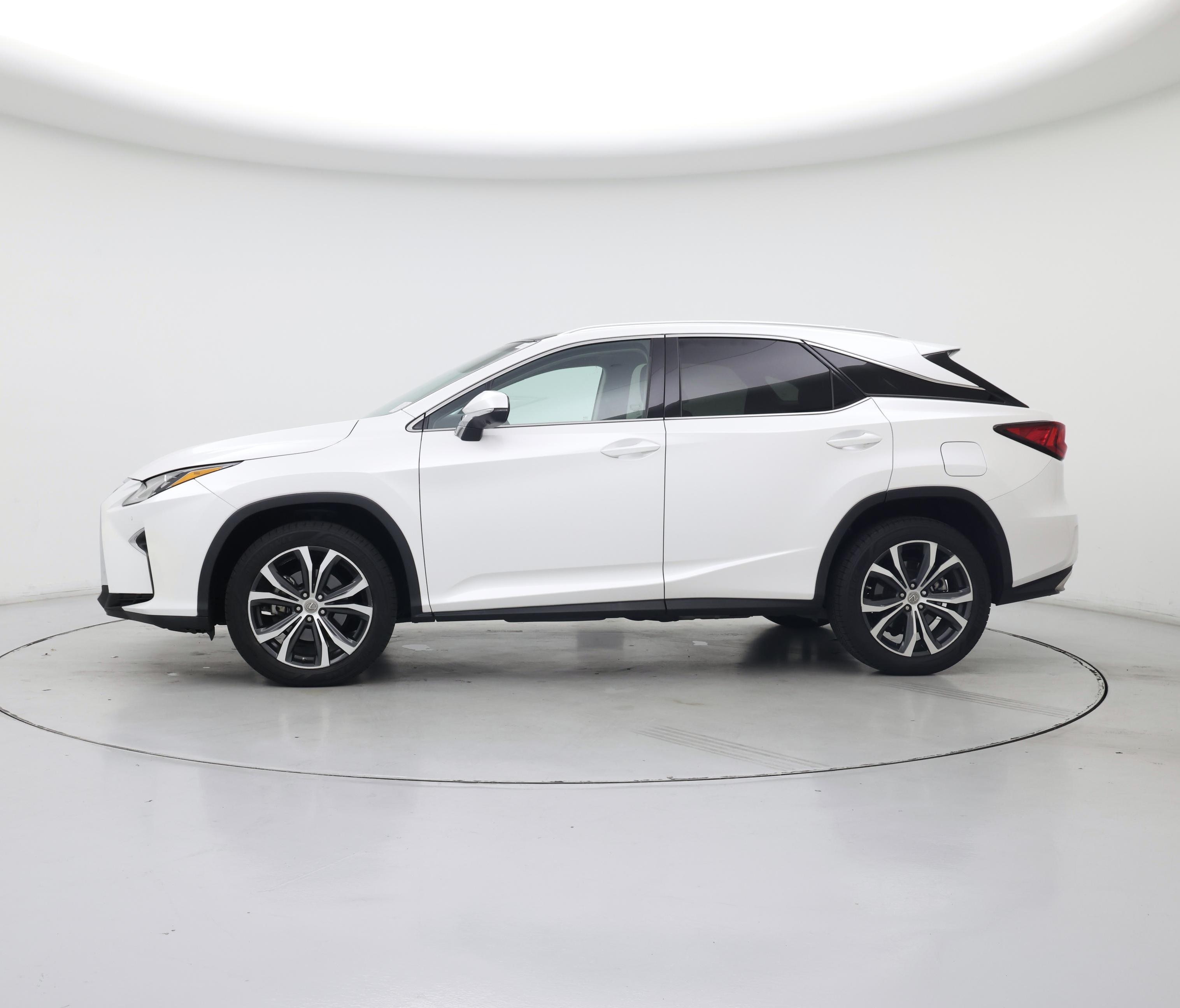 Thumbnail: 2017 Lexus RX - 3