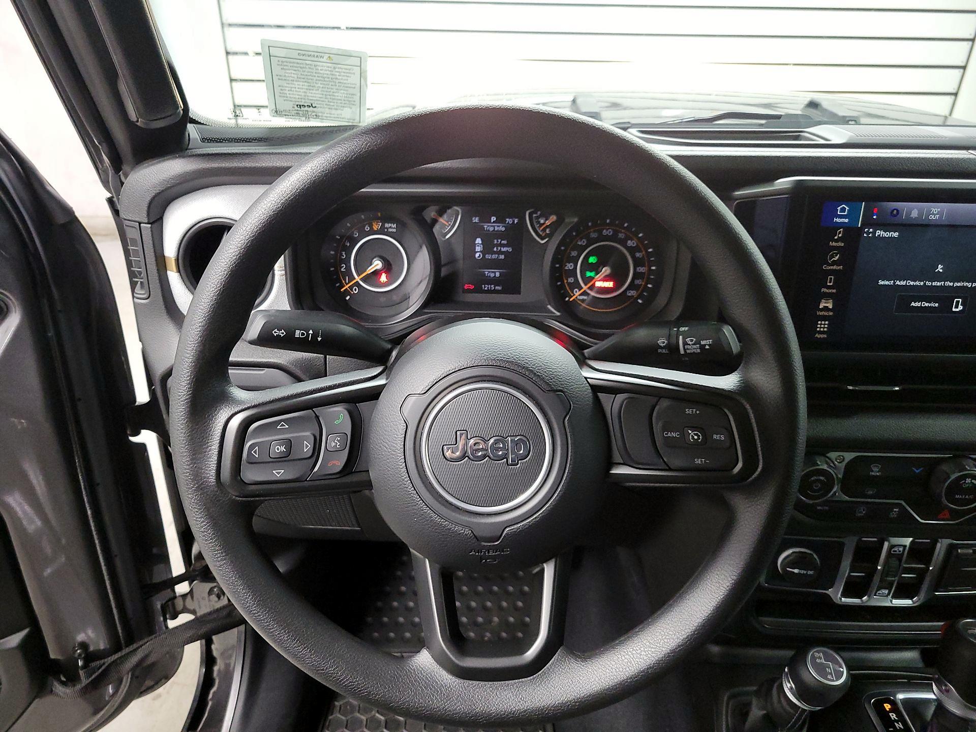 Thumbnail: 2025 Jeep Gladiator - 10