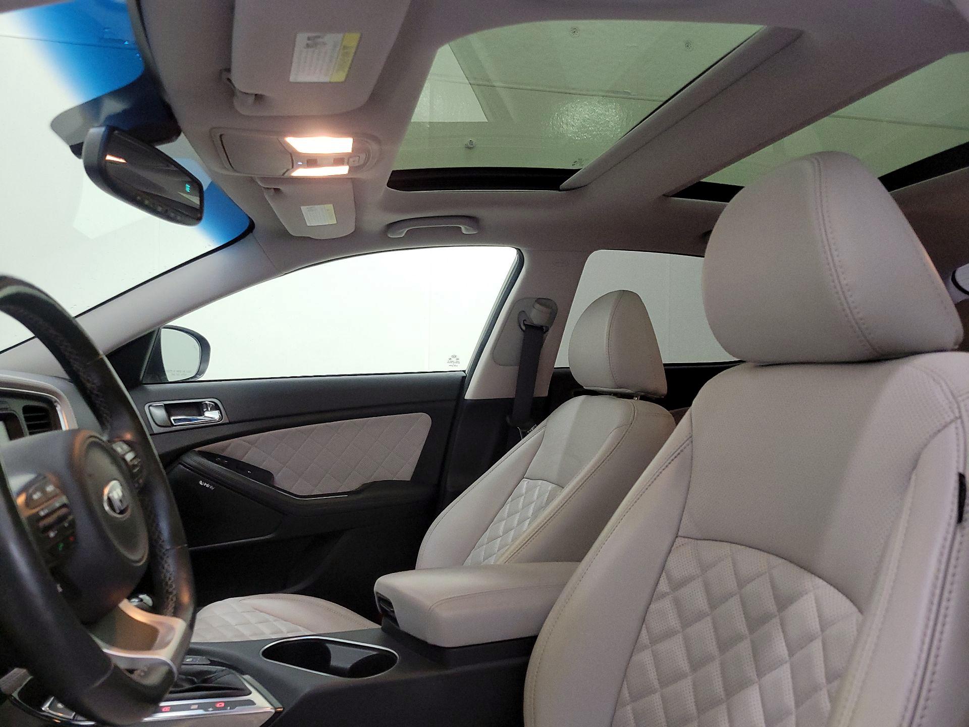 Thumbnail: 2015 Kia Optima - 20
